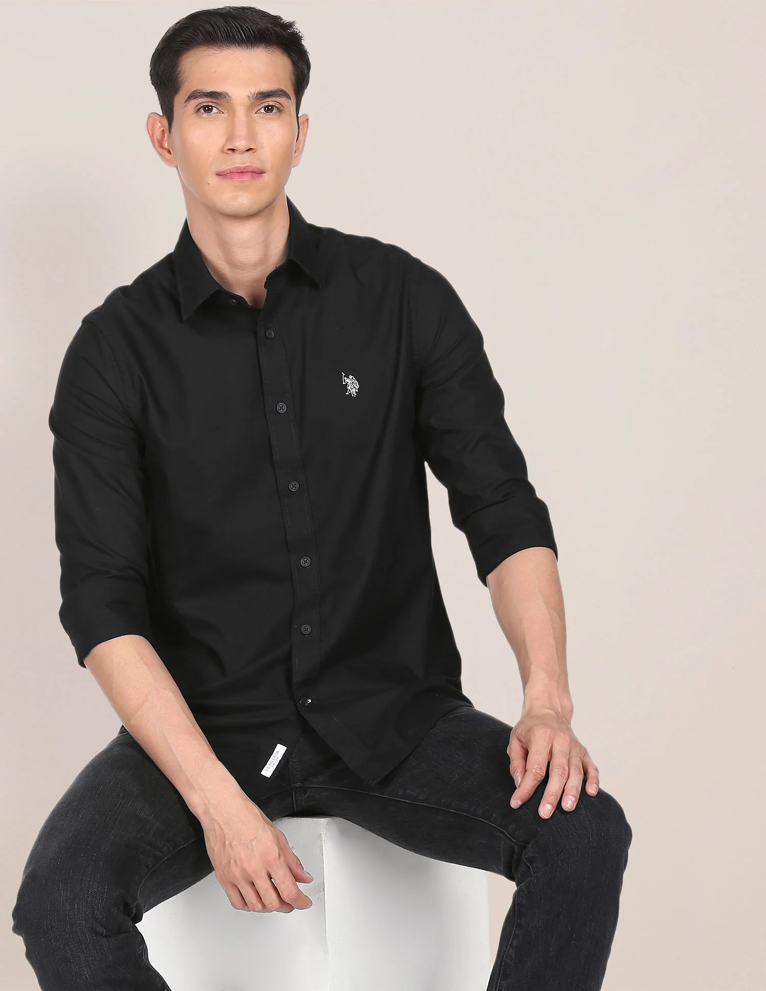 Men Black Premium Cotton Solid Casual Shirt - Image 7