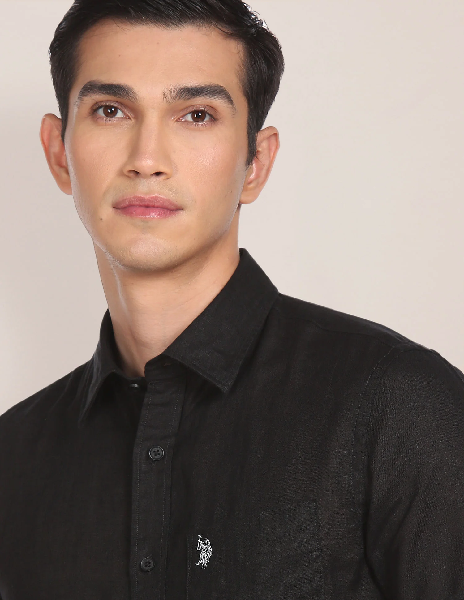 Men Black Short Sleeve Linen Casual Shirt - Image 7