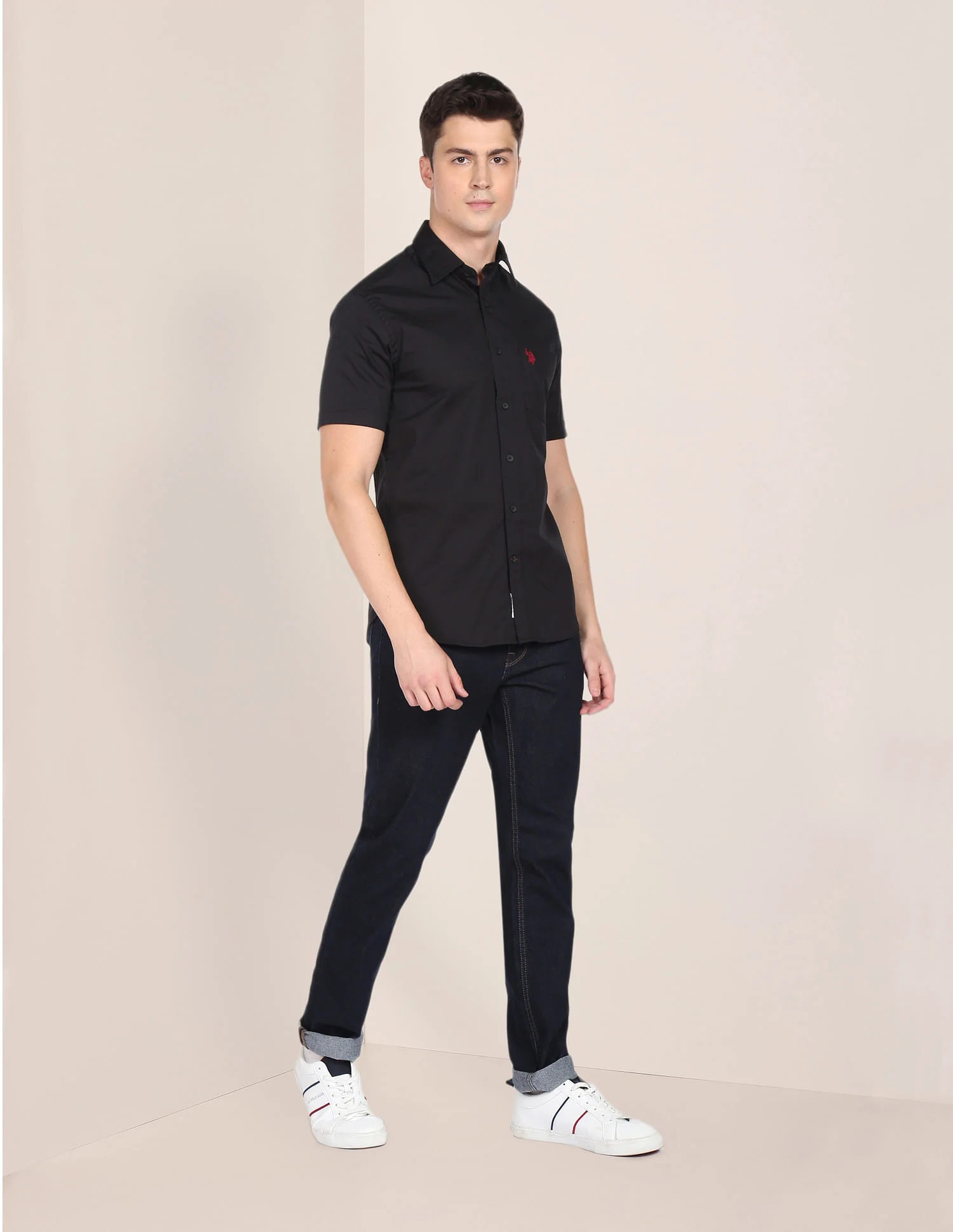 Men Black Slim Fit Solid Casual Shirt - Image 3