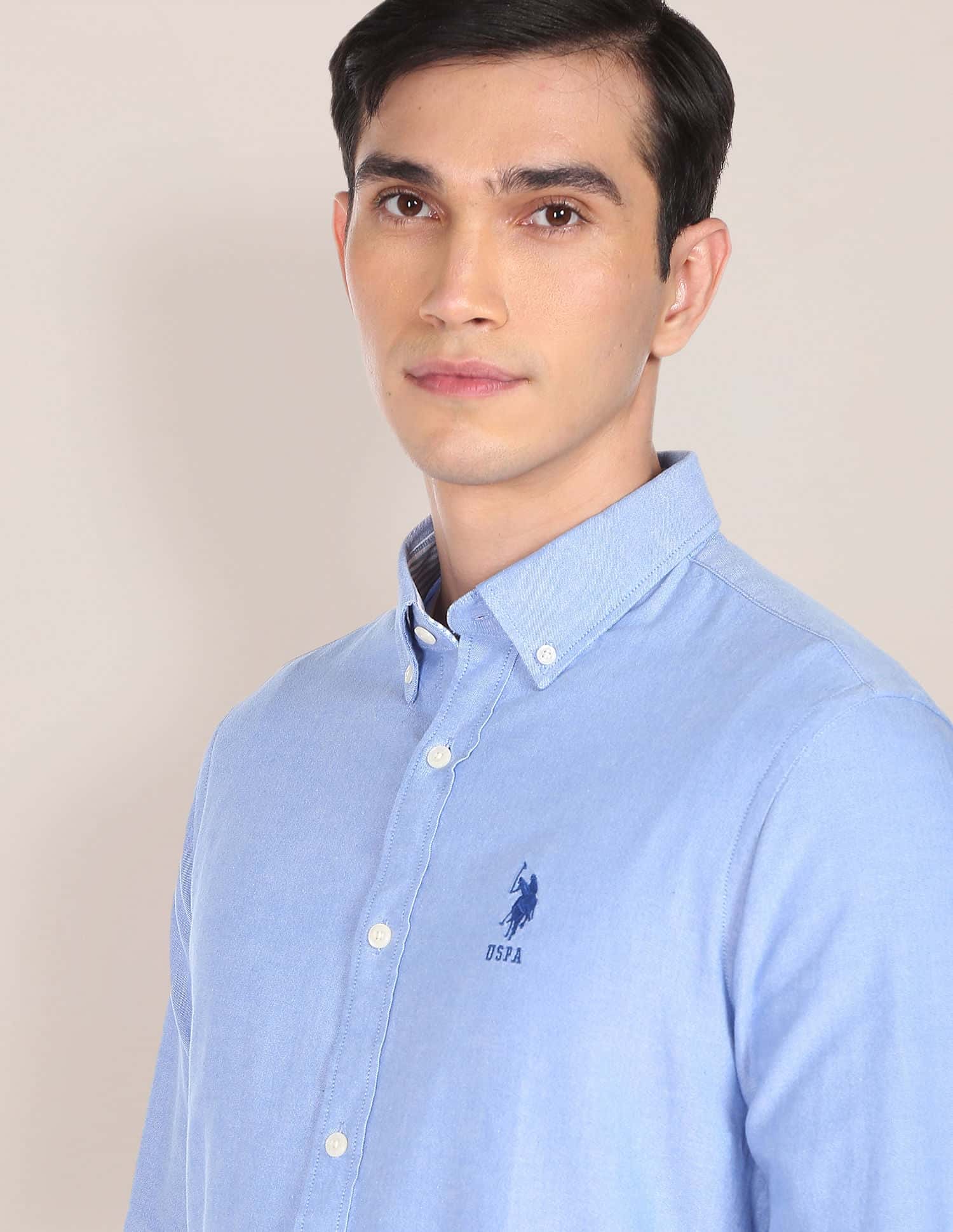 Men Blue Button-down Collar Solid Casual Shirt - Image 7