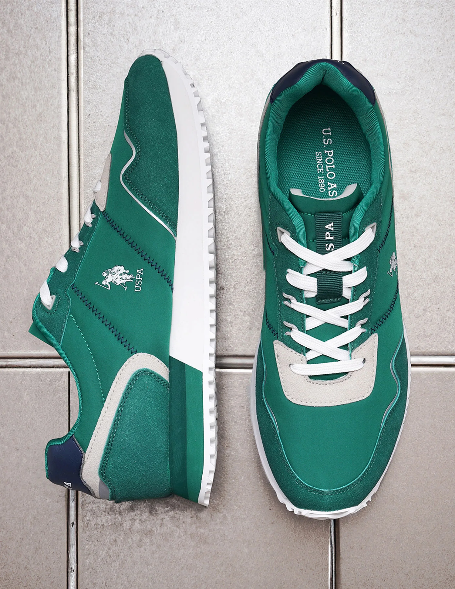 Men Kenzee Green Retro Joggers Sneakers