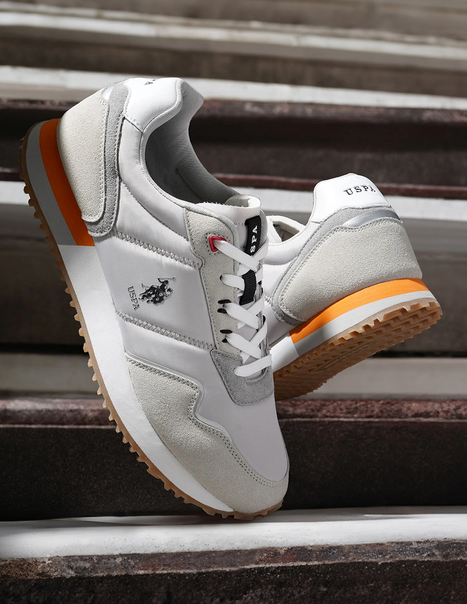 Men Kenzee Grey Retro Joggers Sneakers