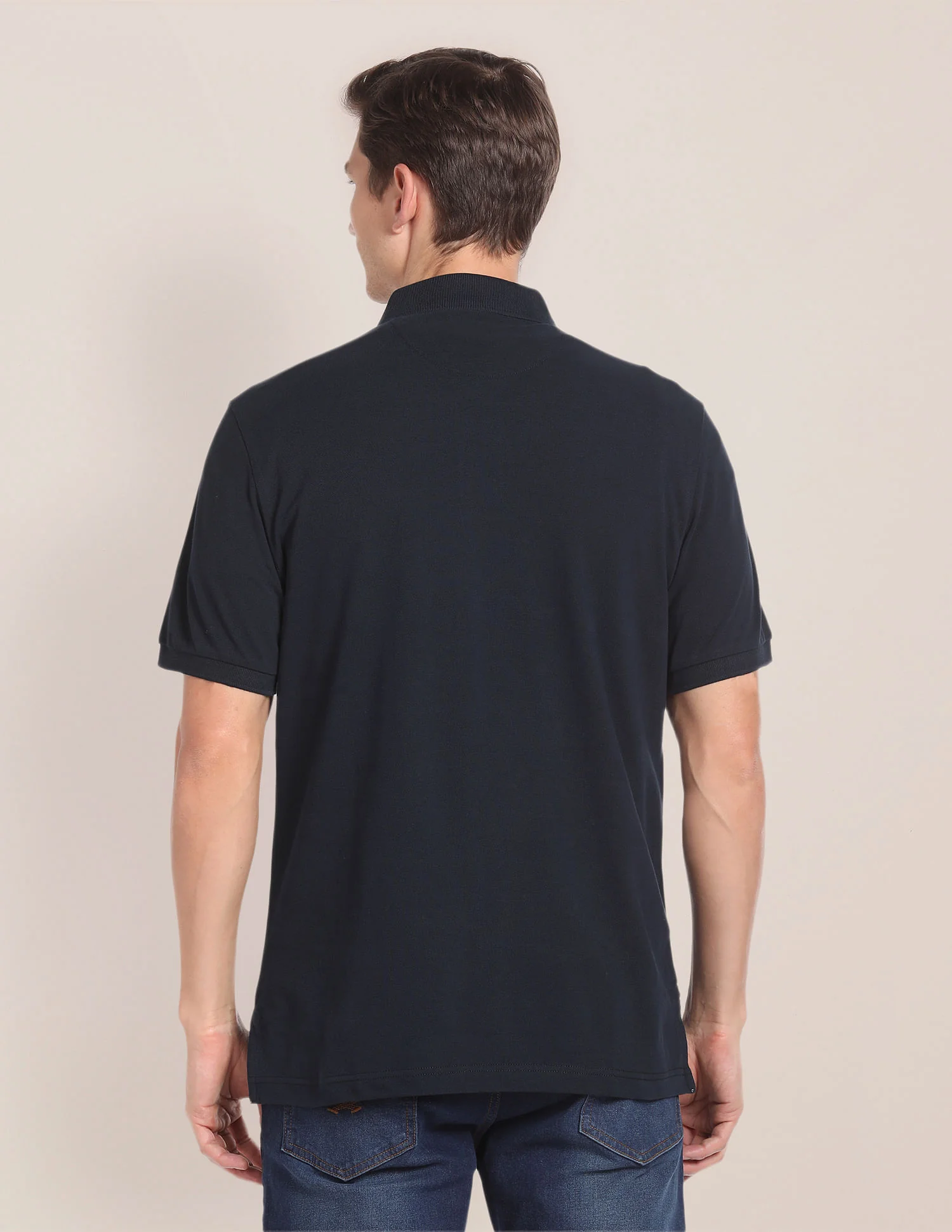 Men Navy Blue Pique Solid Polo Shirt - Image 5
