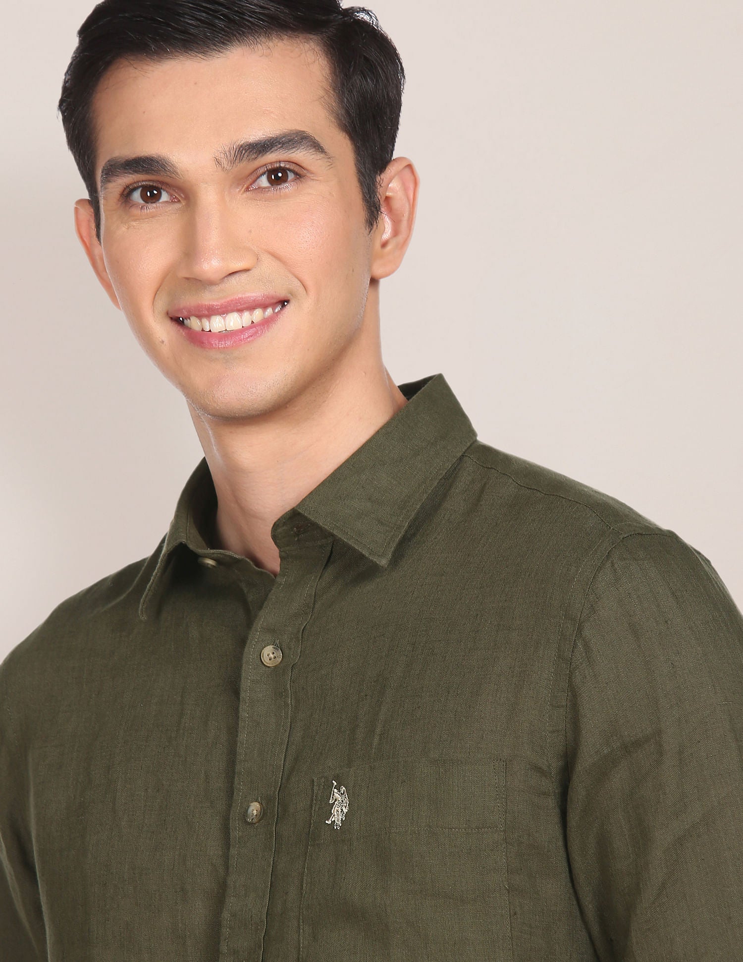 Men Olive Chest Pocket Solid Casual Shirt - Image 6