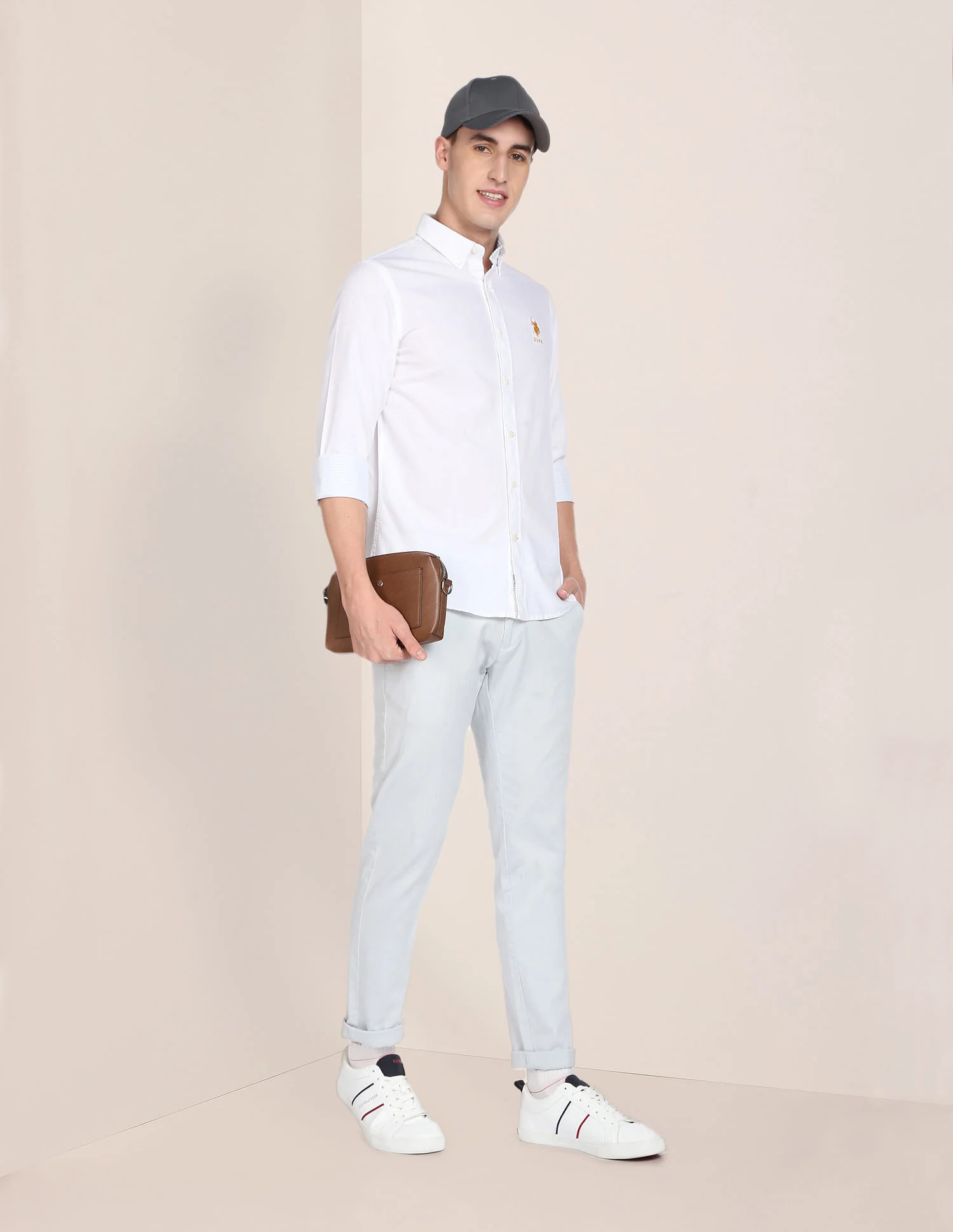 Men White Solid Twill Weave Casual Shirt - Image 3
