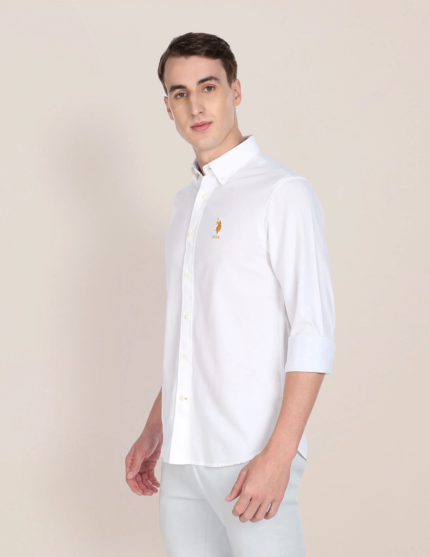 Men White Solid Twill Weave Casual Shirt - Image 4