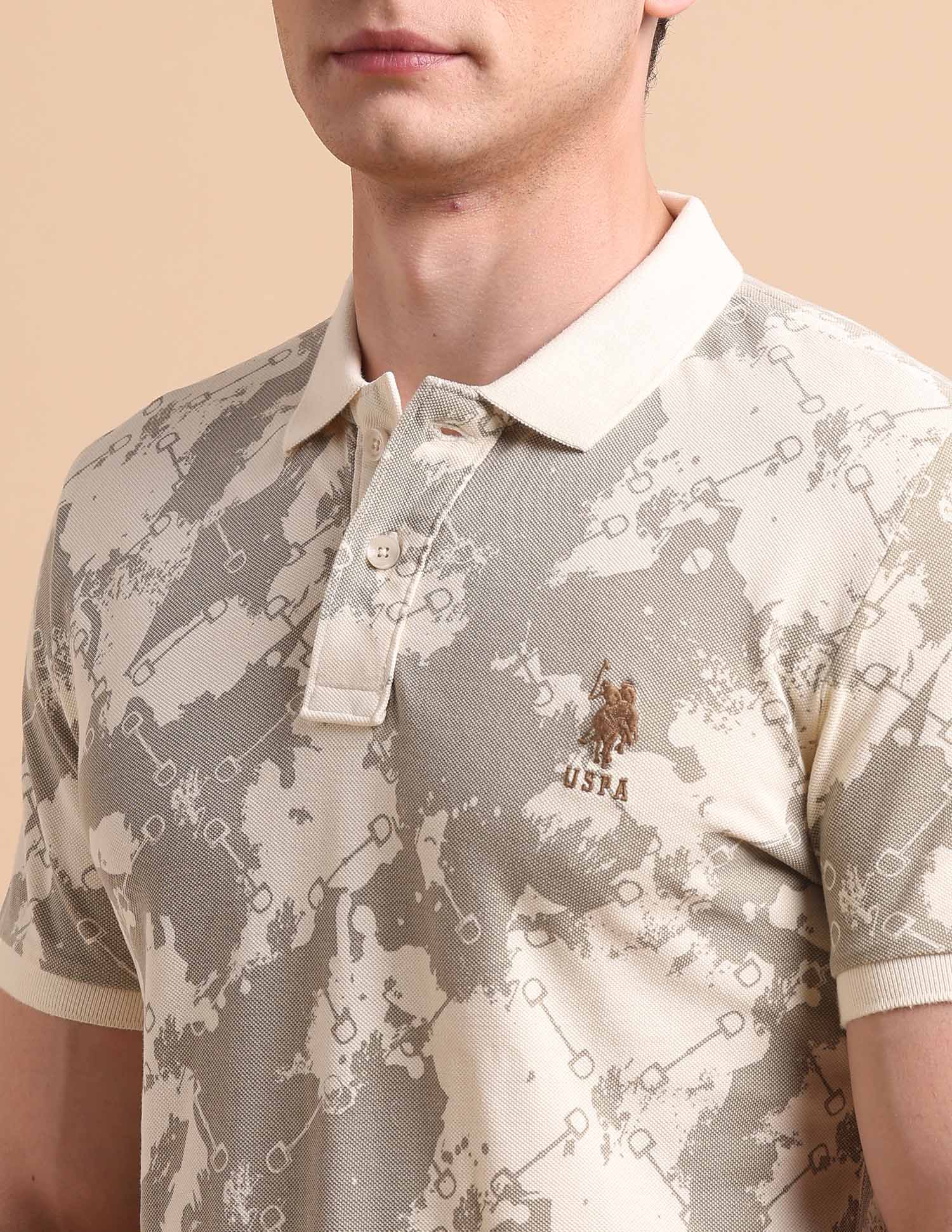 Abstract Printed Pure Cotton Polo Shirt - Image 7