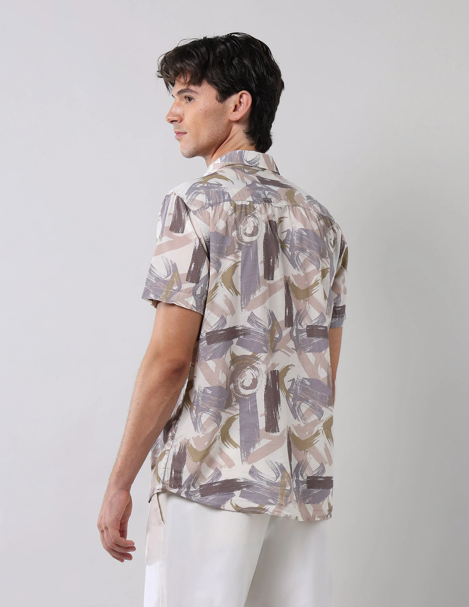 Abstract Printed Regular Fit Shirt - Image 5