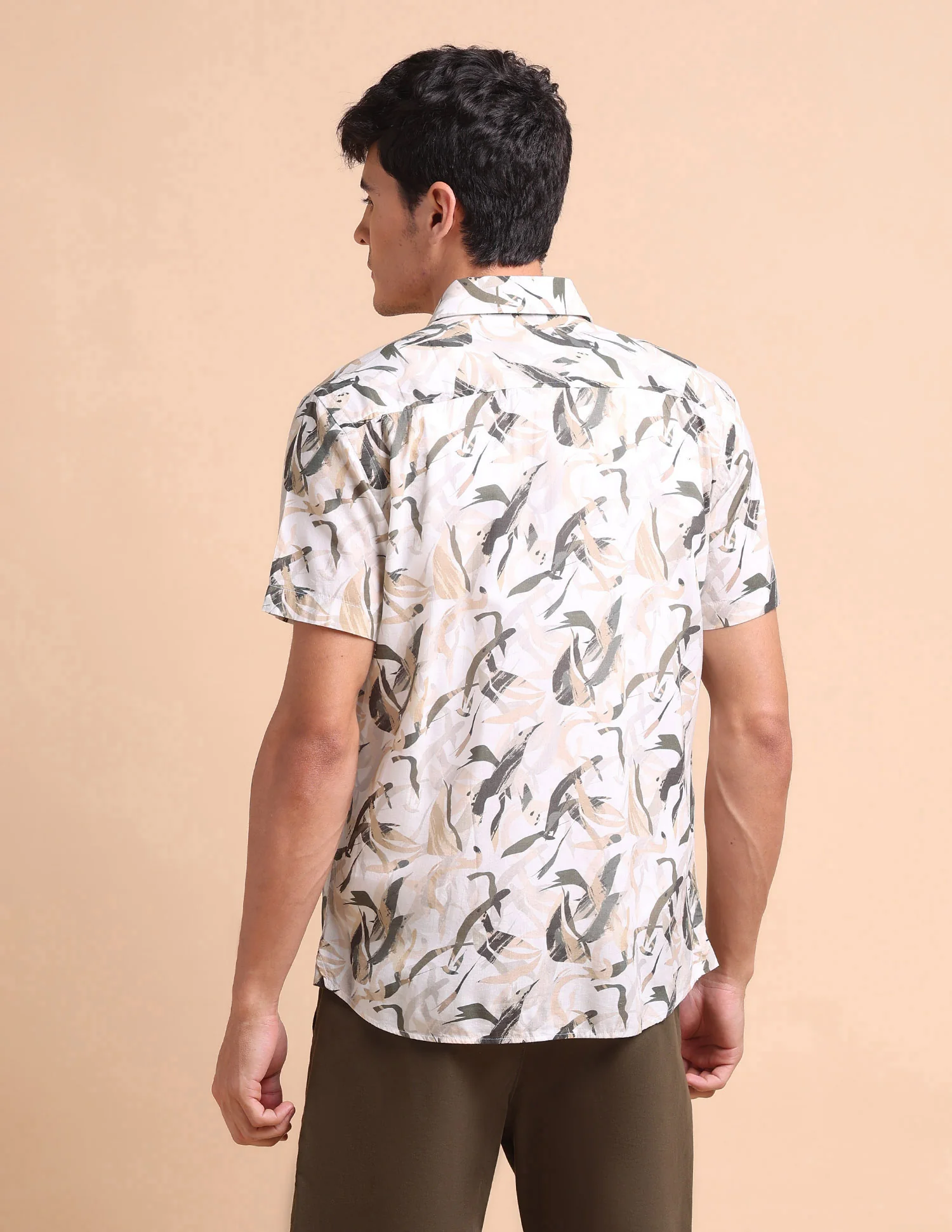 Abstract Printed Slim Fit Shirt - Image 4
