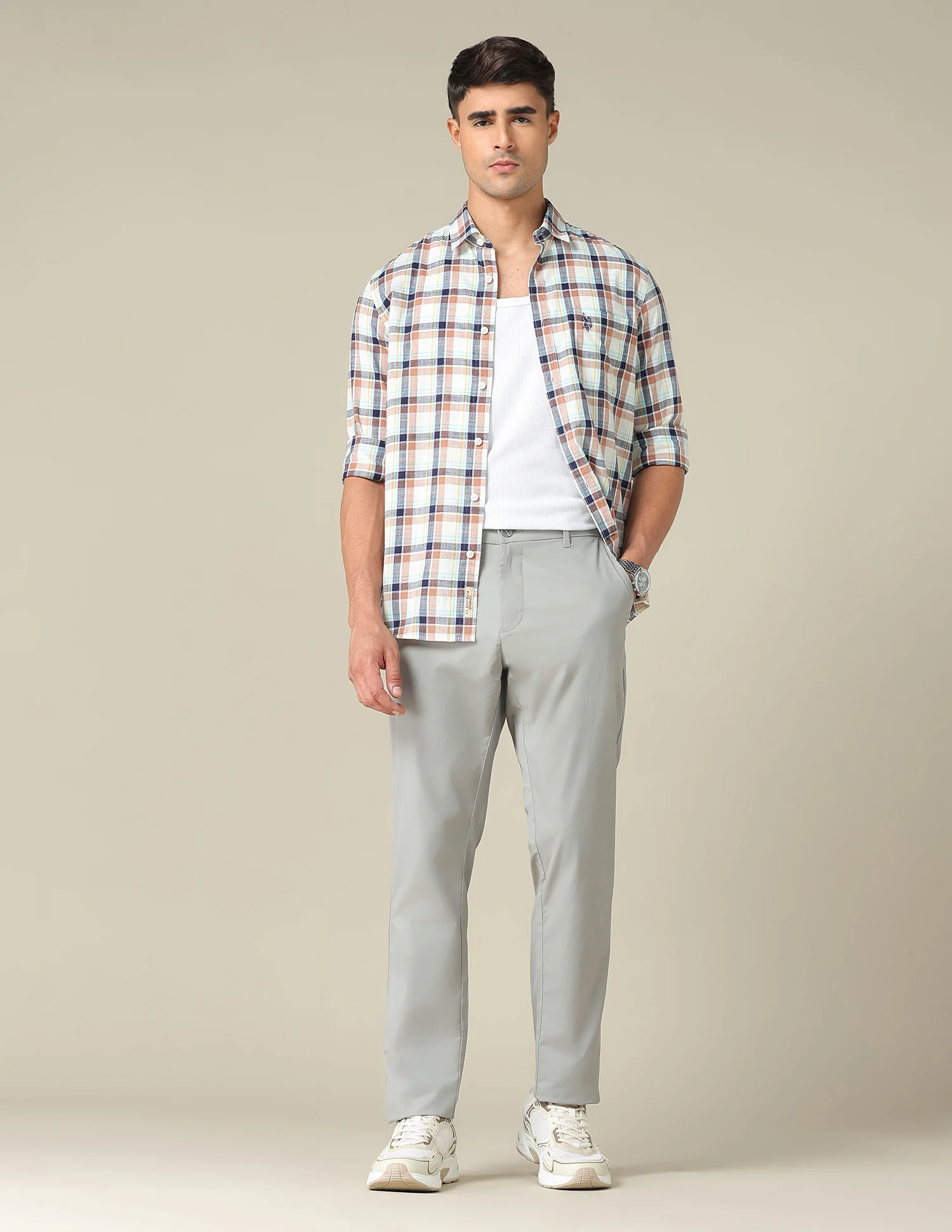 Austin Slim Fit Mid Rise Trousers - Image 3