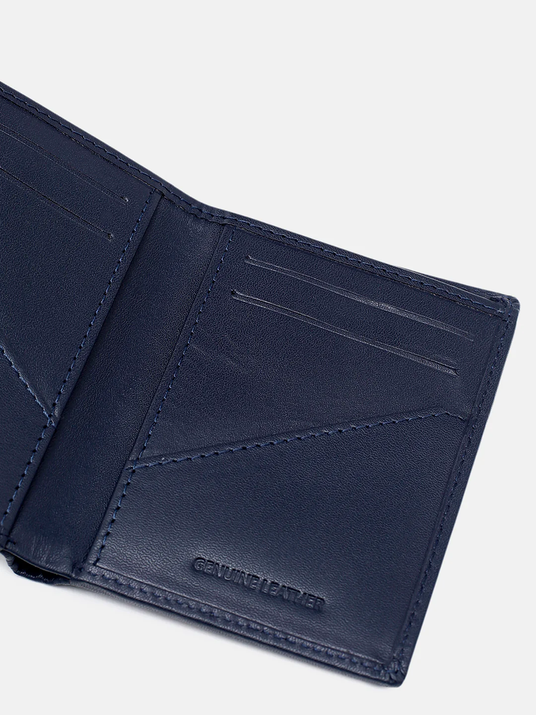 Bi Fold Leather Malvin Wallet - Image 6