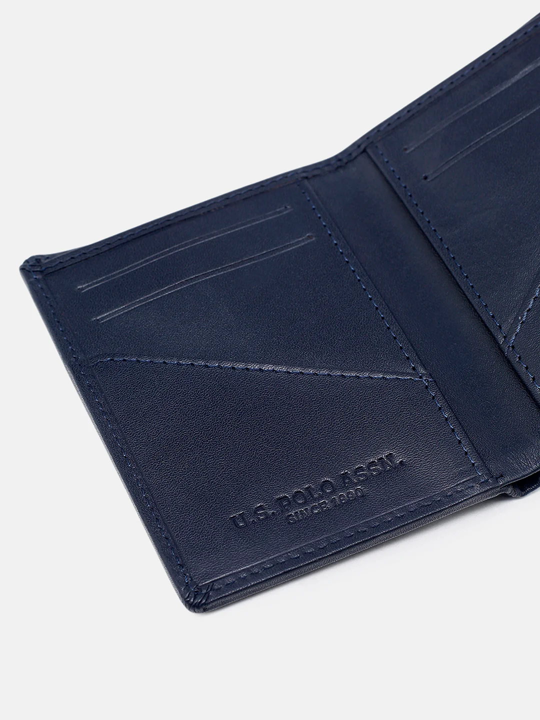 Bi Fold Leather Malvin Wallet - Image 7