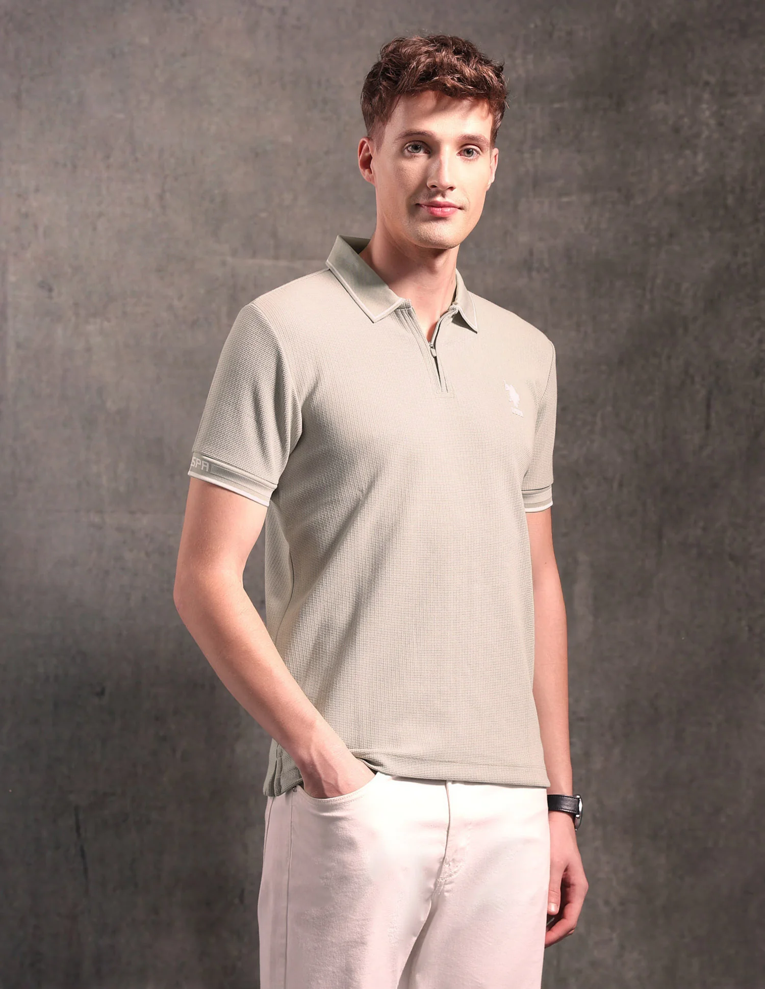 Black & Gold Textured Polo Shirt - Image 4