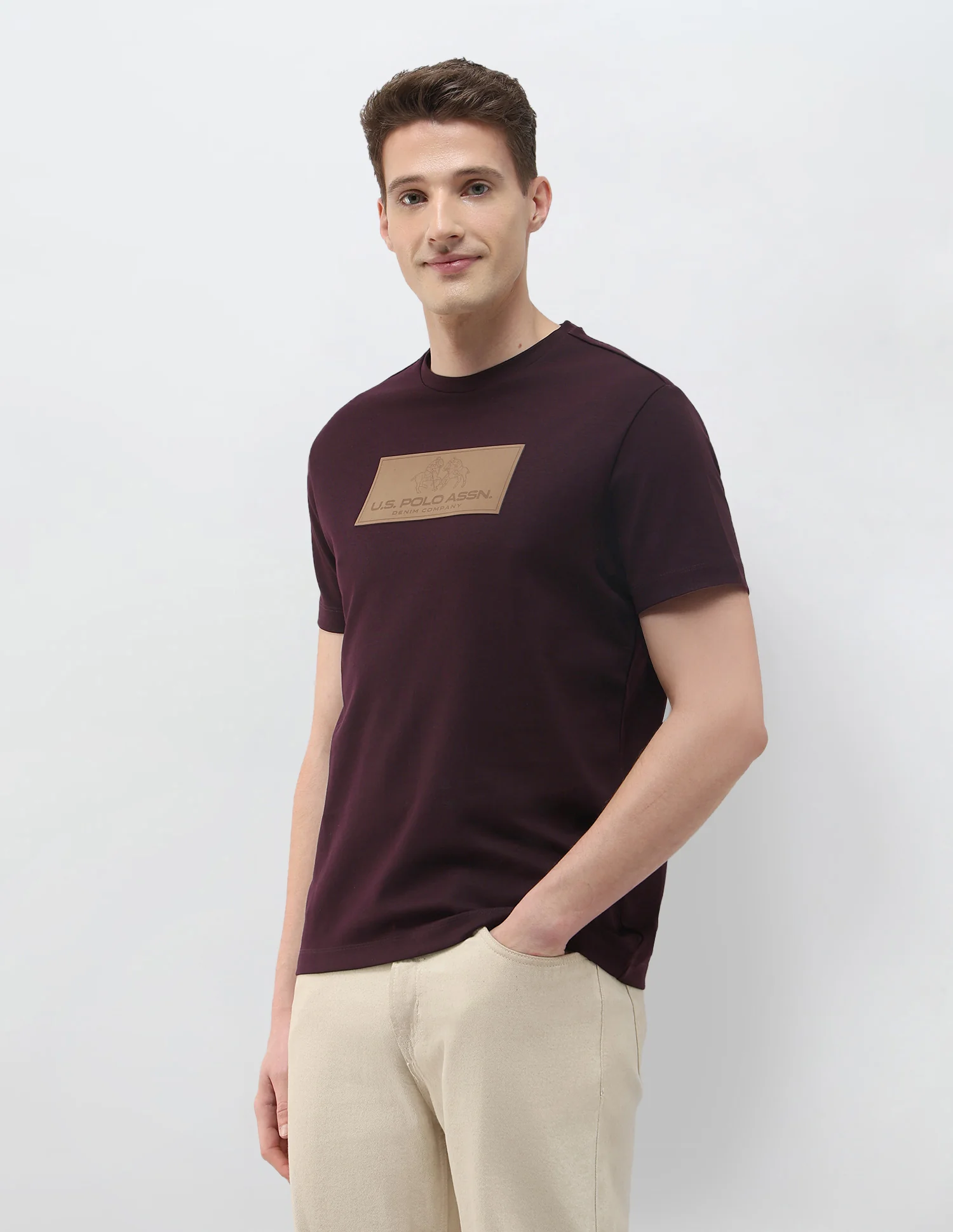 Black & Gold Brand Embossed Slim Fit T-Shirt - Image 4
