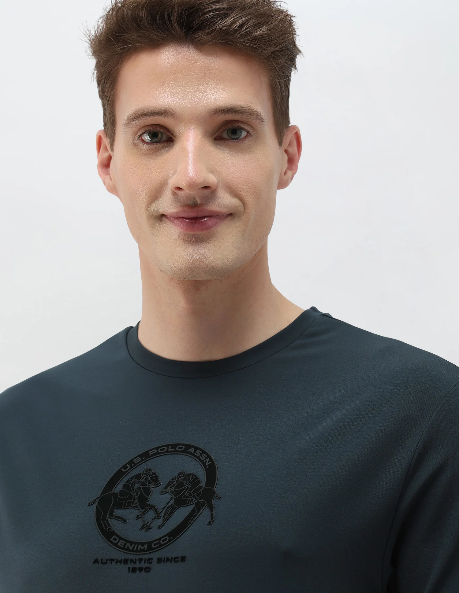 Brand Embossed Black & Gold Slim Fit T-Shirt - Image 7