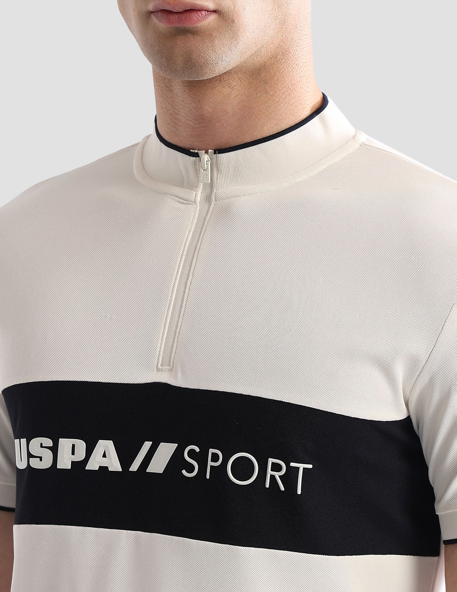 Brand Embossed Regular Fit Active Polo Shirt - Image 7