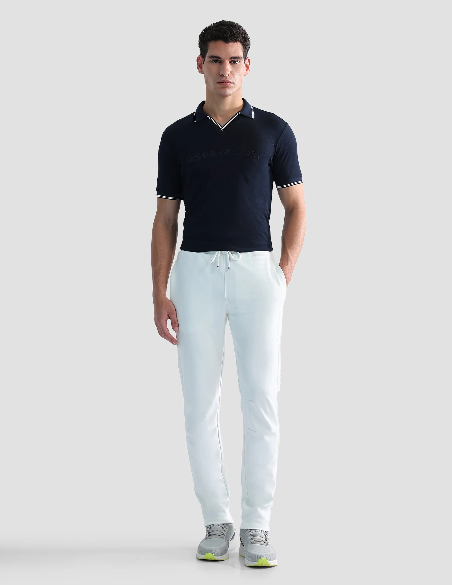 Brand Embossed Regular Fit Active Polo Shirt - Image 3