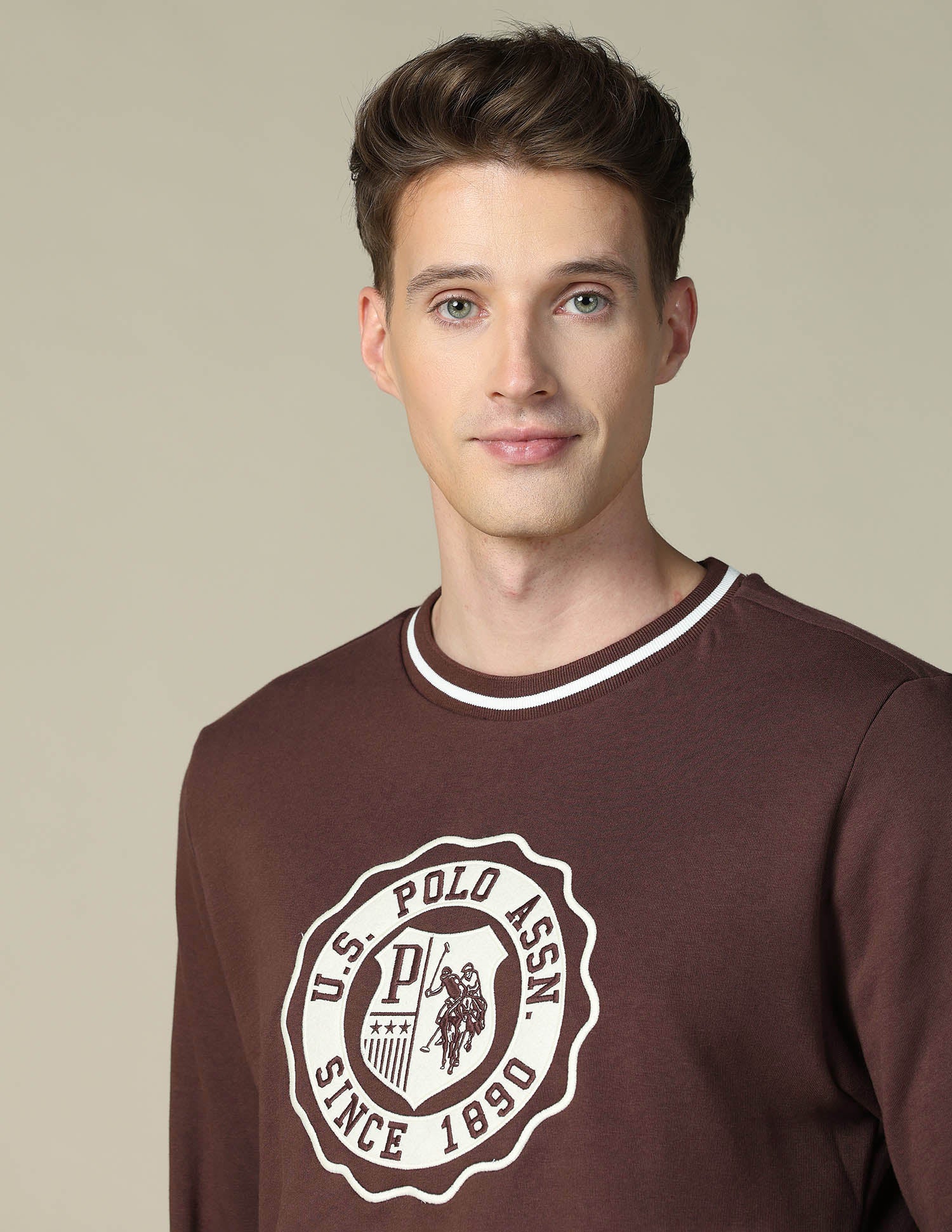 Brand Embroidered Regular Fit Sweatshirt - Image 7