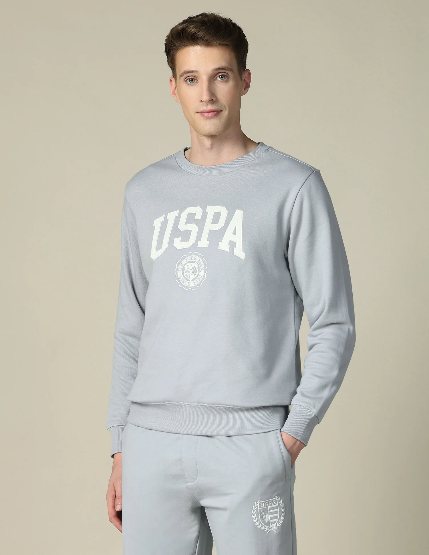 Brand Embroidered Regular Fit Sweatshirt - Image 4