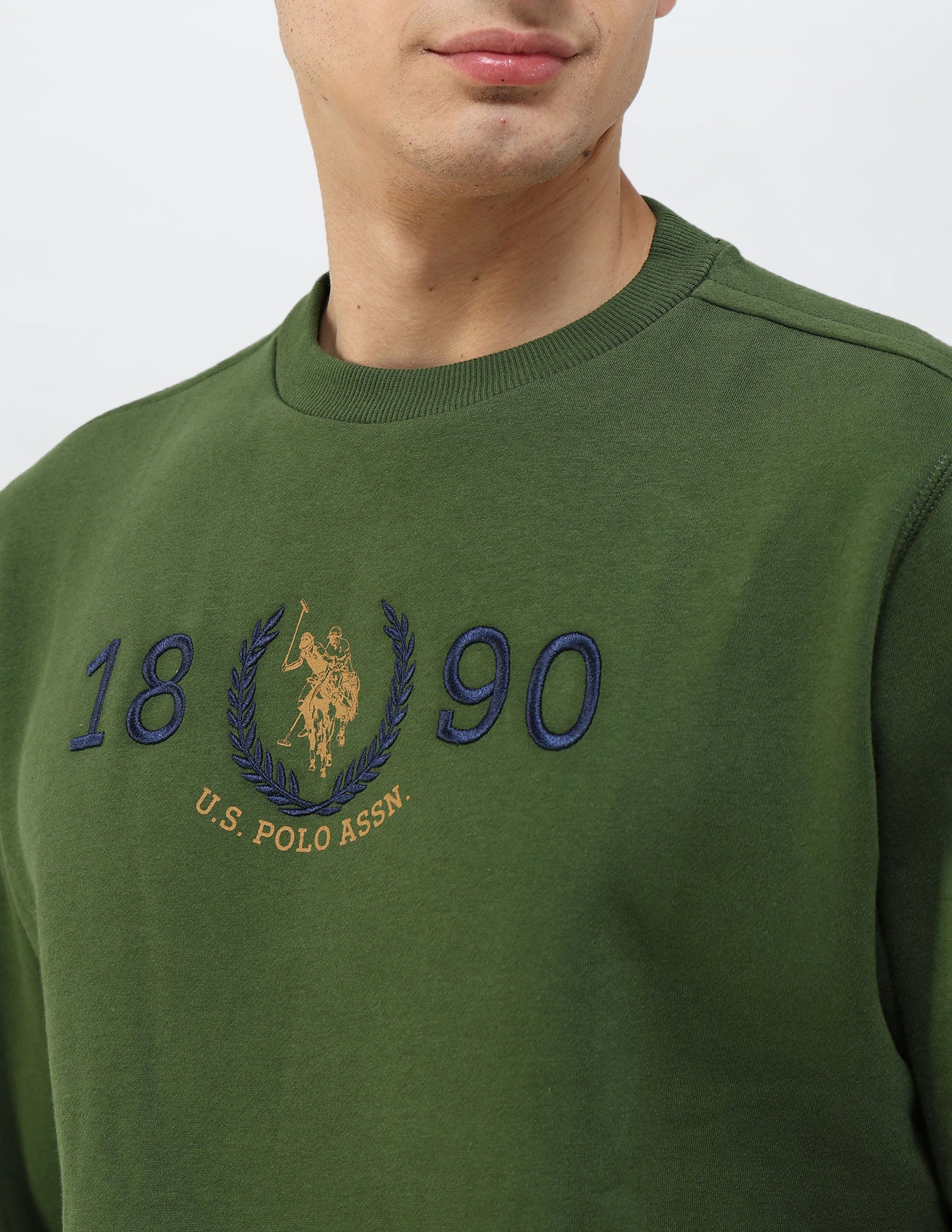 Brand Embroidered Regular Fit Sweatshirt - Image 7