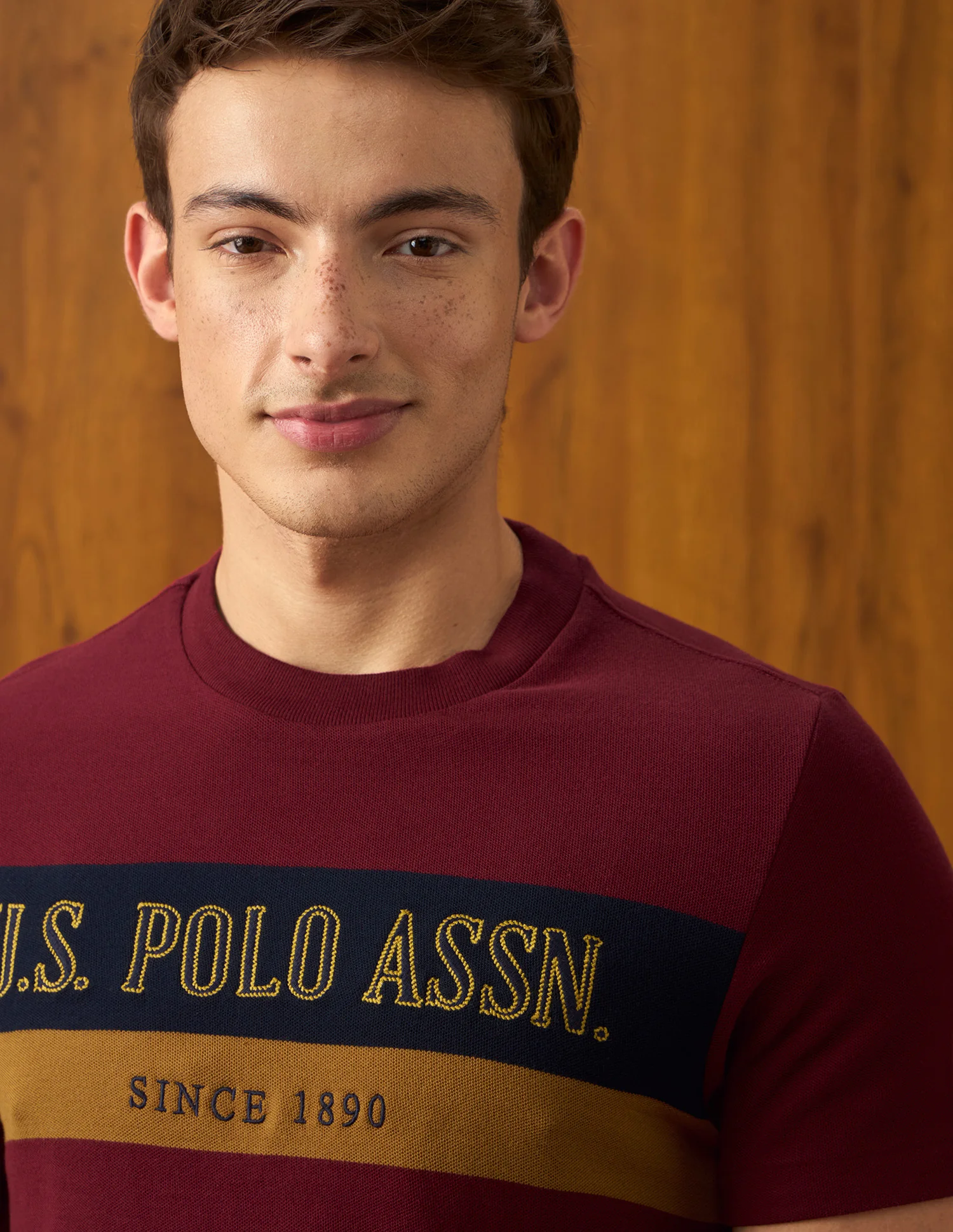 Brand Embroidered Slim Fit T-Shirt - Image 7