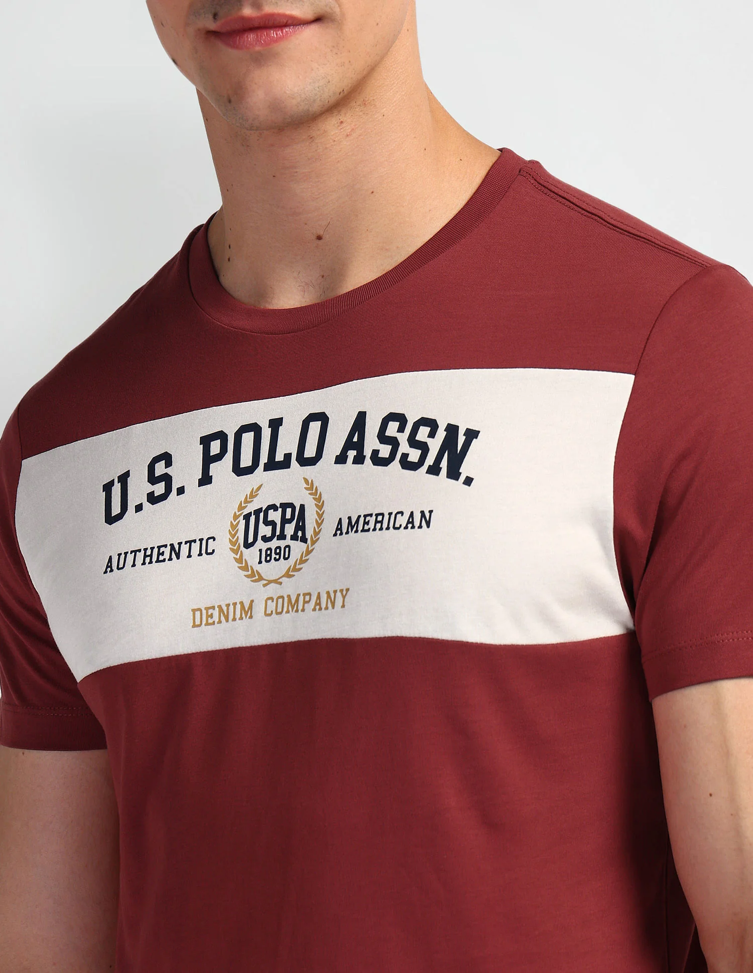 Brand Print Crew Neck T-Shirt - Image 7