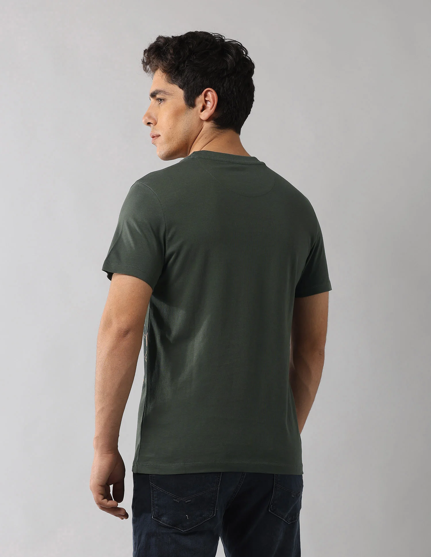 Brand Printed Outdoor T-Shirt - Image 5