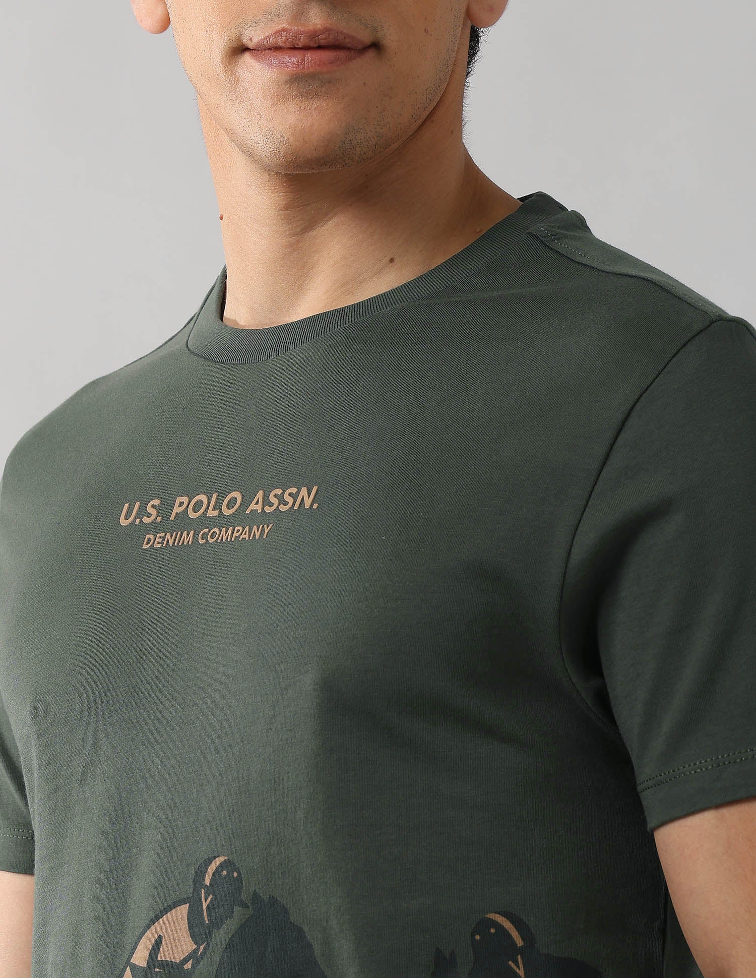 Brand Printed Outdoor T-Shirt - Image 7