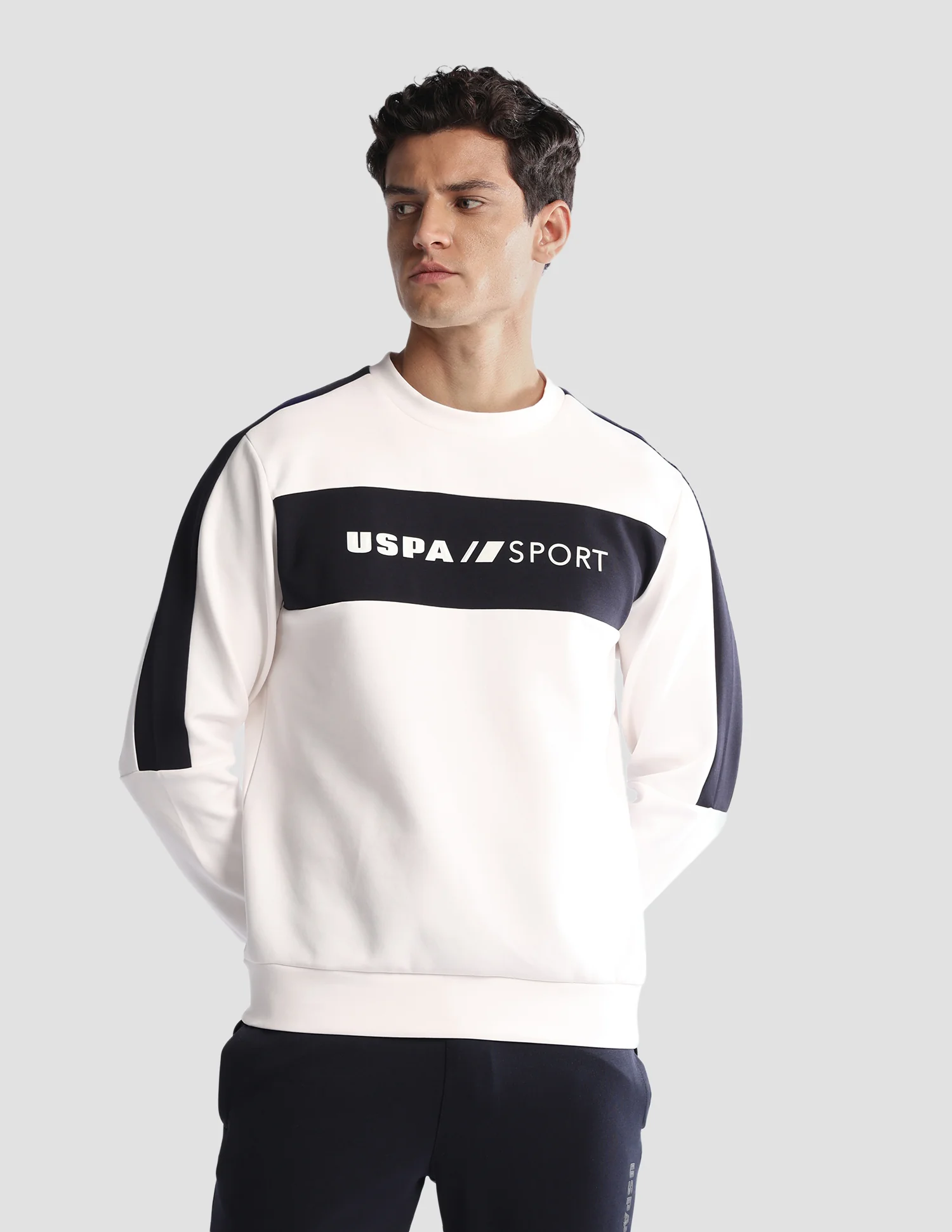 Brand Printed Regular Fit Active Sweatshirt - Image 6