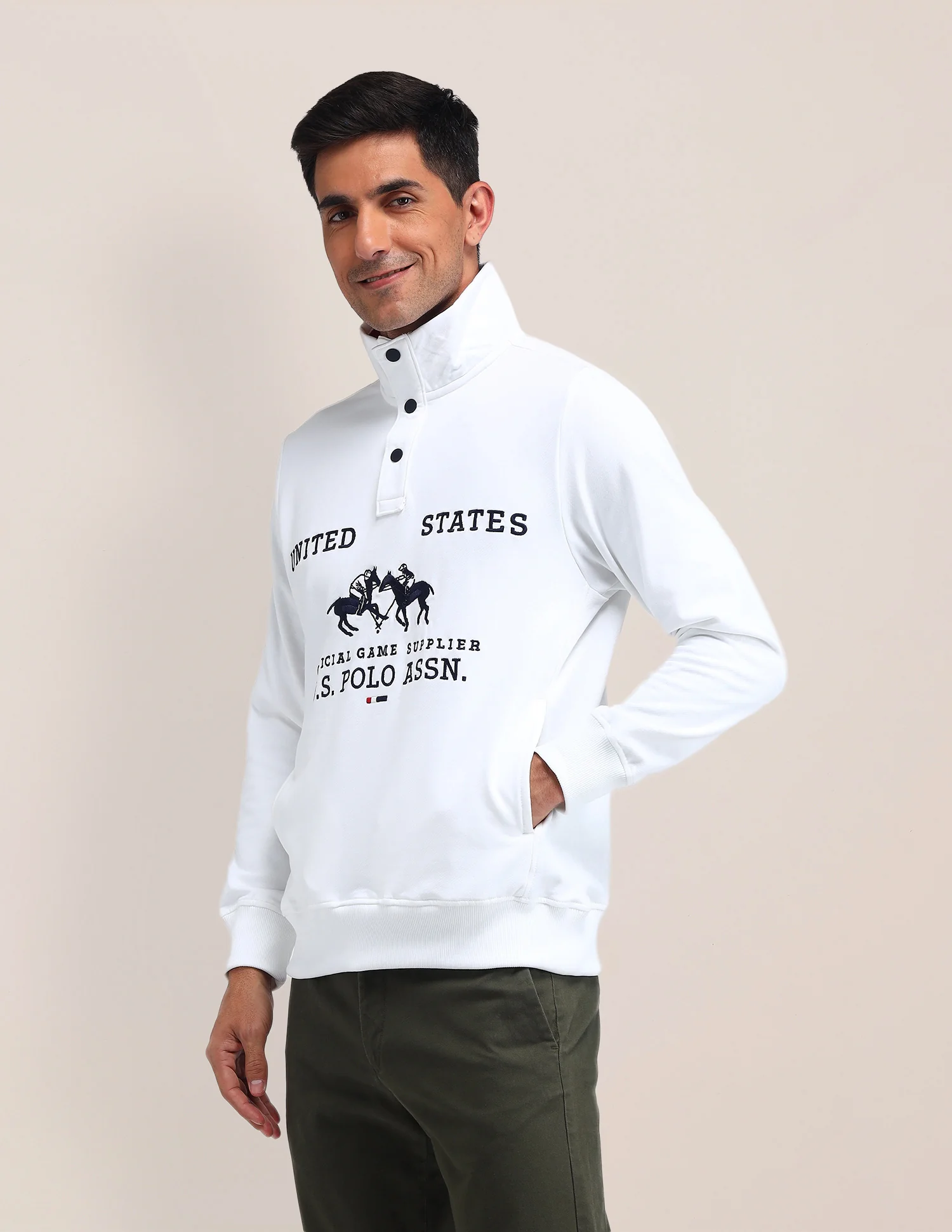 Brand Printed Regular Fit Sweatshirt - Image 4
