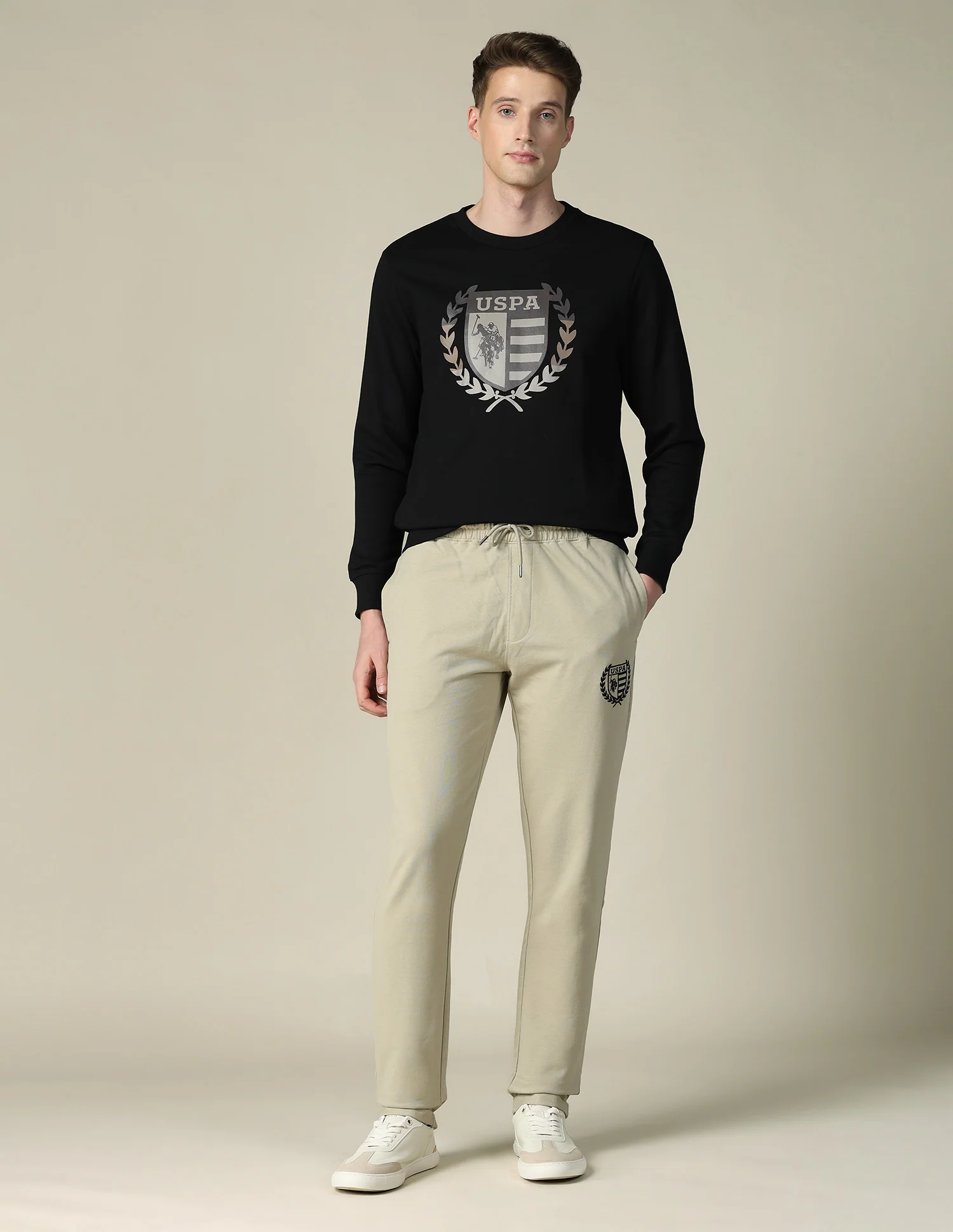 Brand Printed Regular Fit Sweatshirt - Image 3