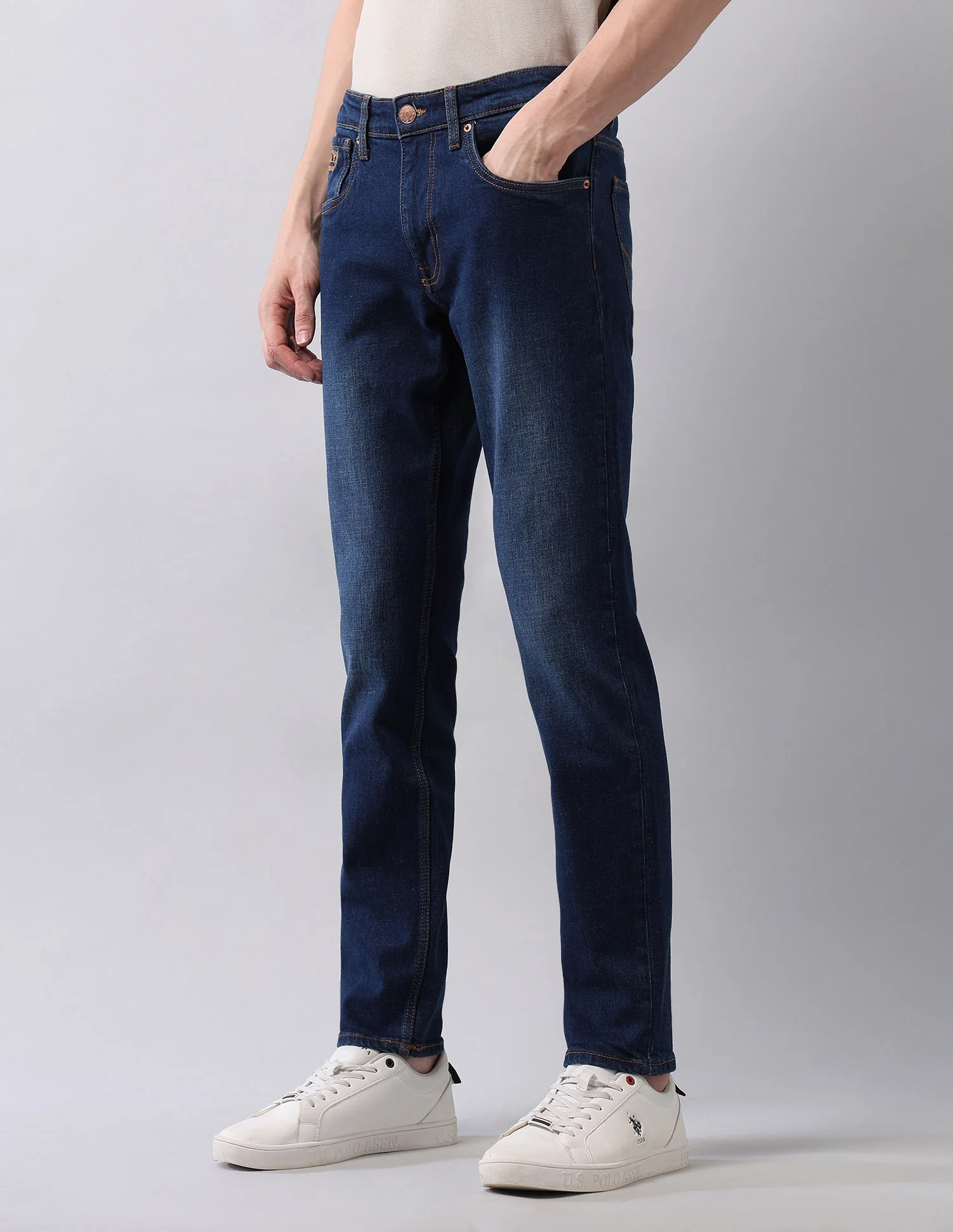 Brandon Slim Tapered Fit Blue Jeans - Image 4