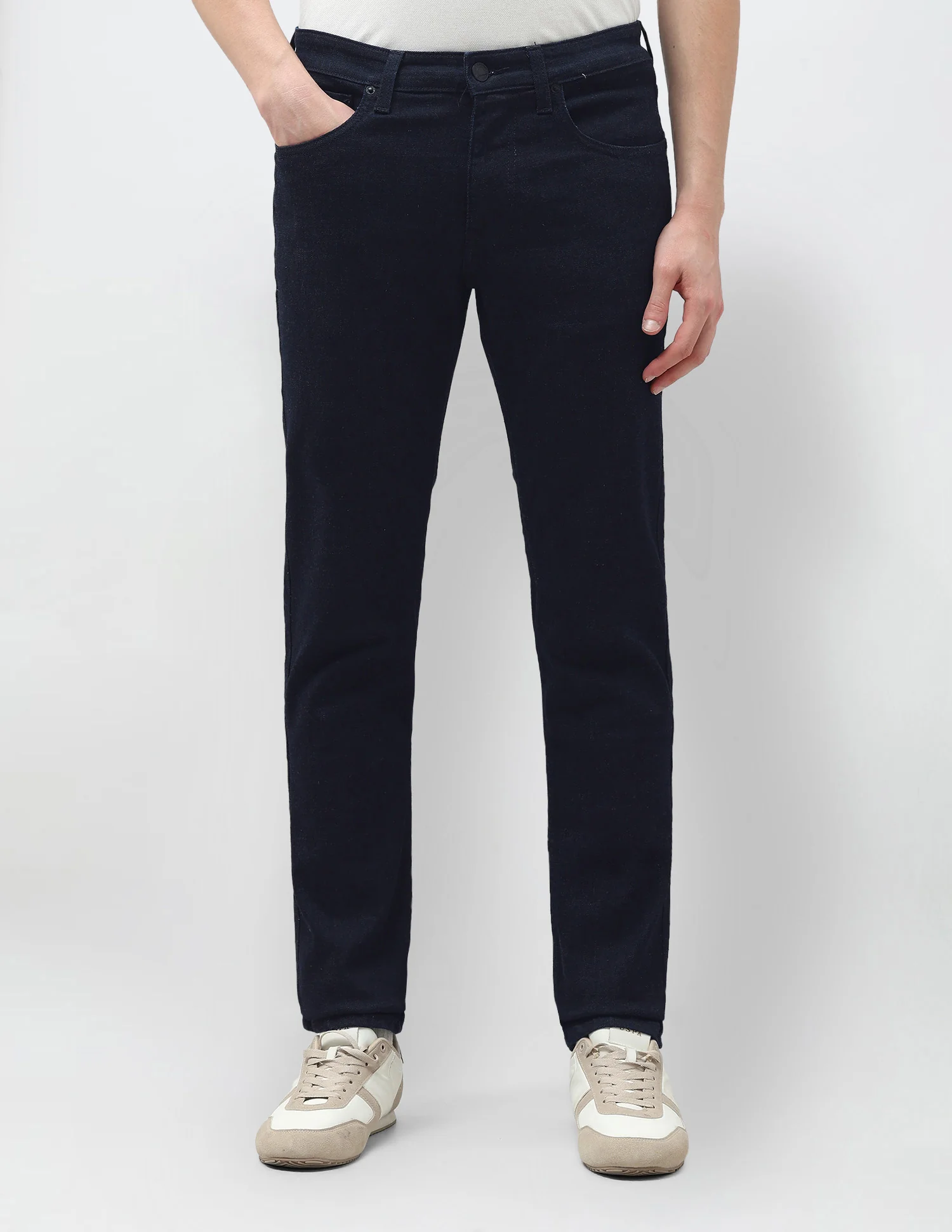 Brandon Slim Tapered Fit Blue Jeans - Image 6