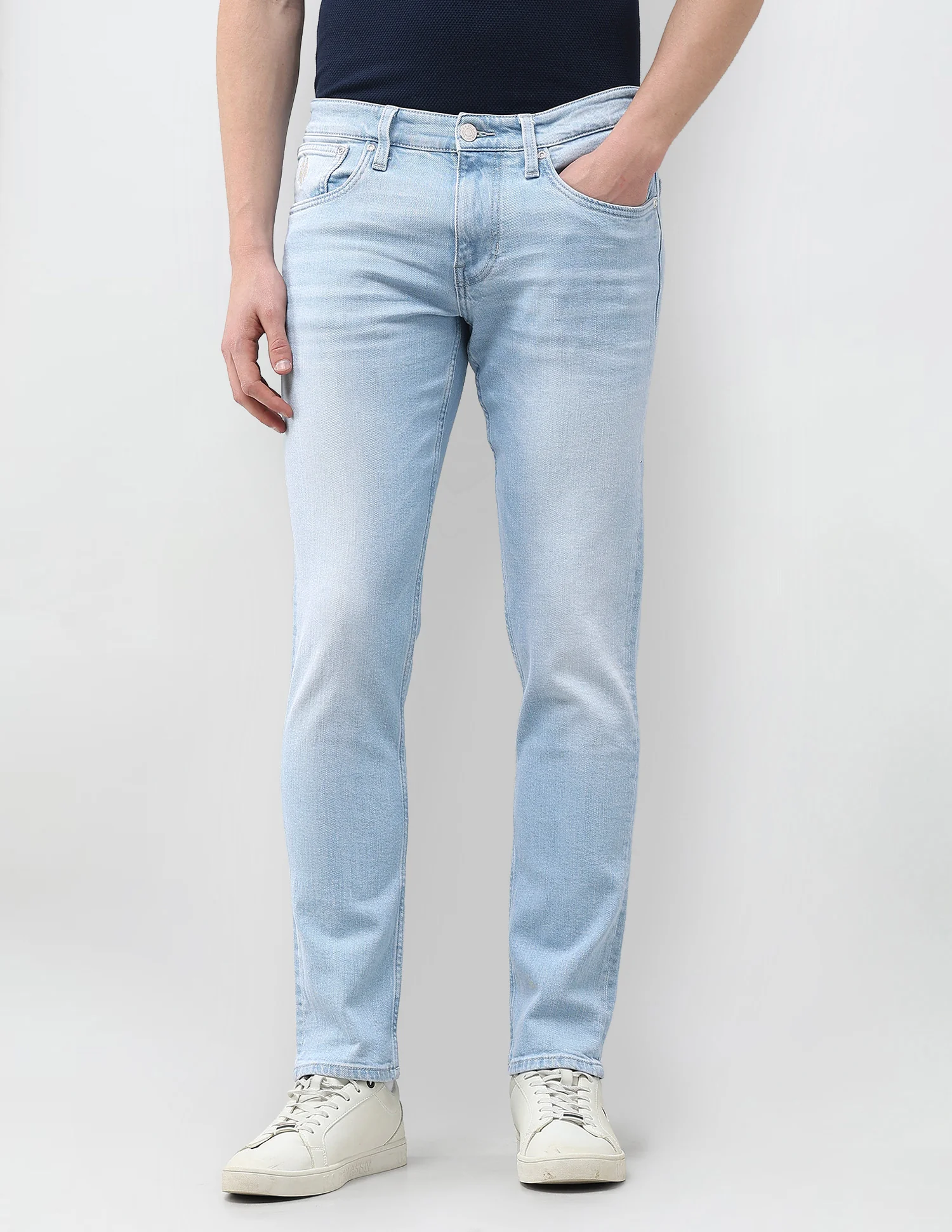 Brandon Slim Tapered Fit Blue Jeans - Image 6