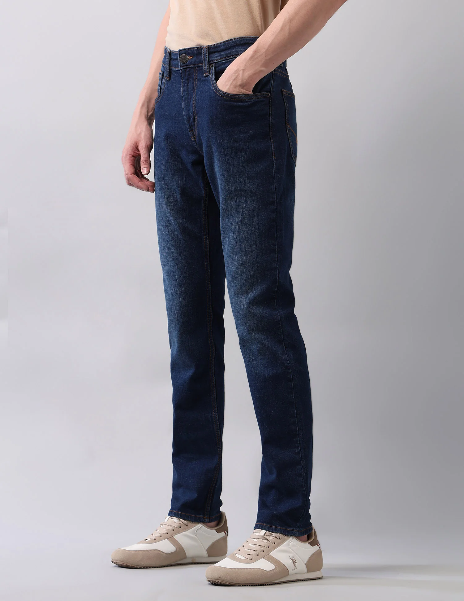 Brandon Slim Tapered Fit Blue Jeans - Image 4