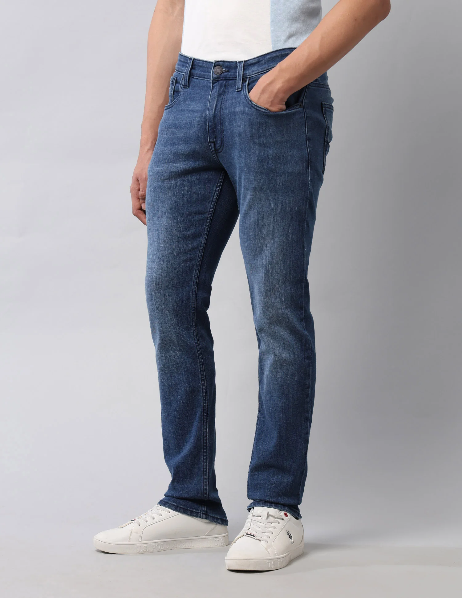 Brandon Slim Tapered Fit Blue Jeans - Image 4
