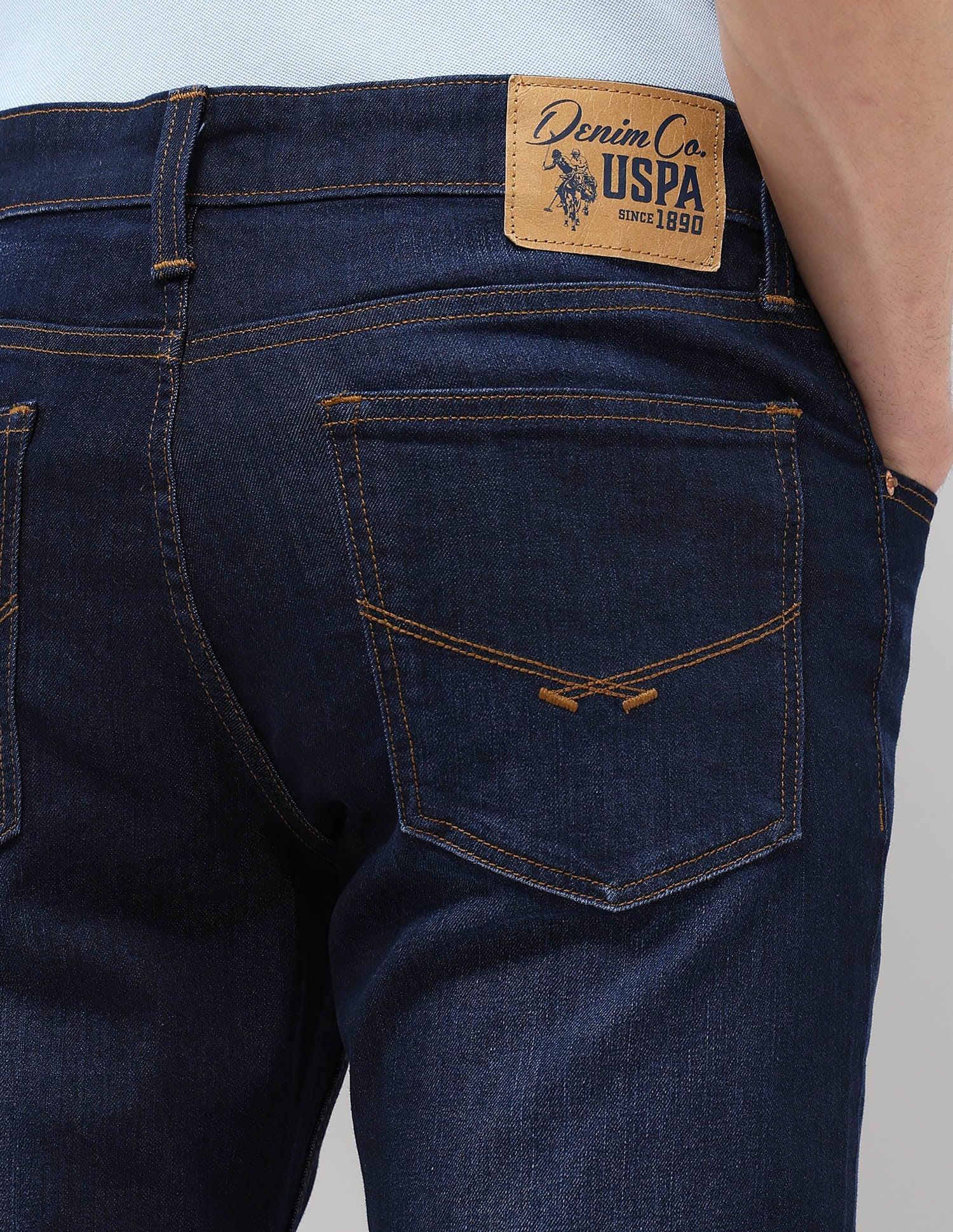 Brandon Slim Tapered Fit Blue Jeans - Image 8