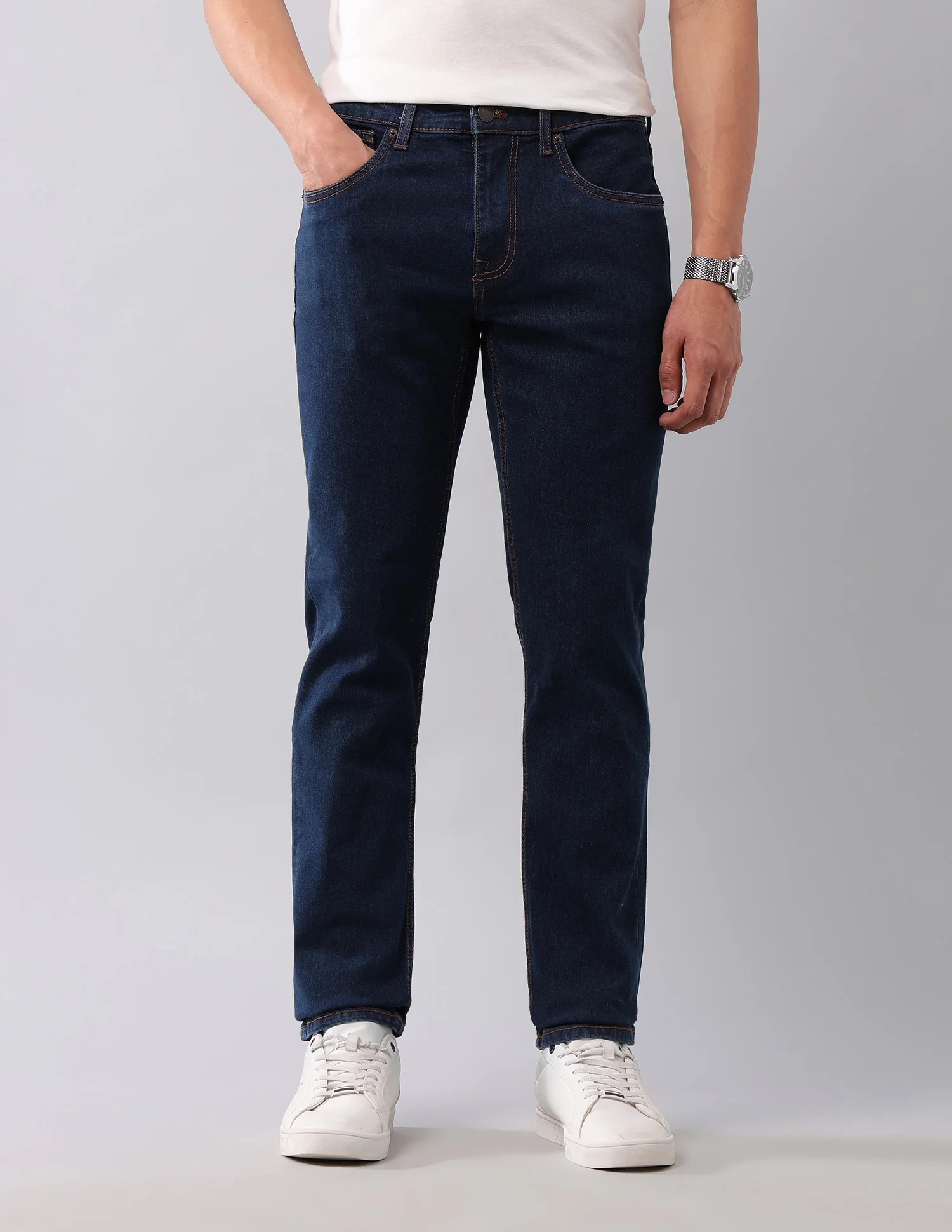 Brandon Slim Tapered Fit Blue Jeans