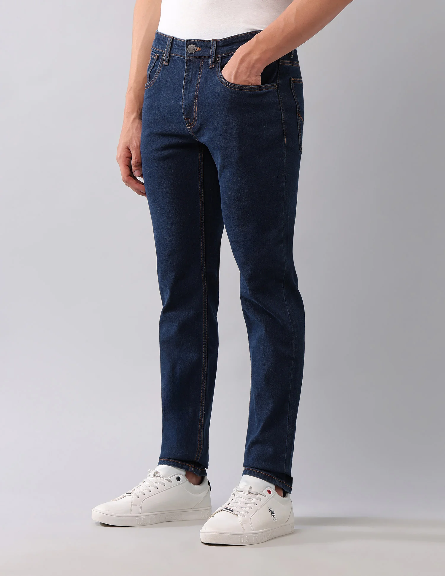 Brandon Slim Tapered Fit Blue Jeans - Image 4