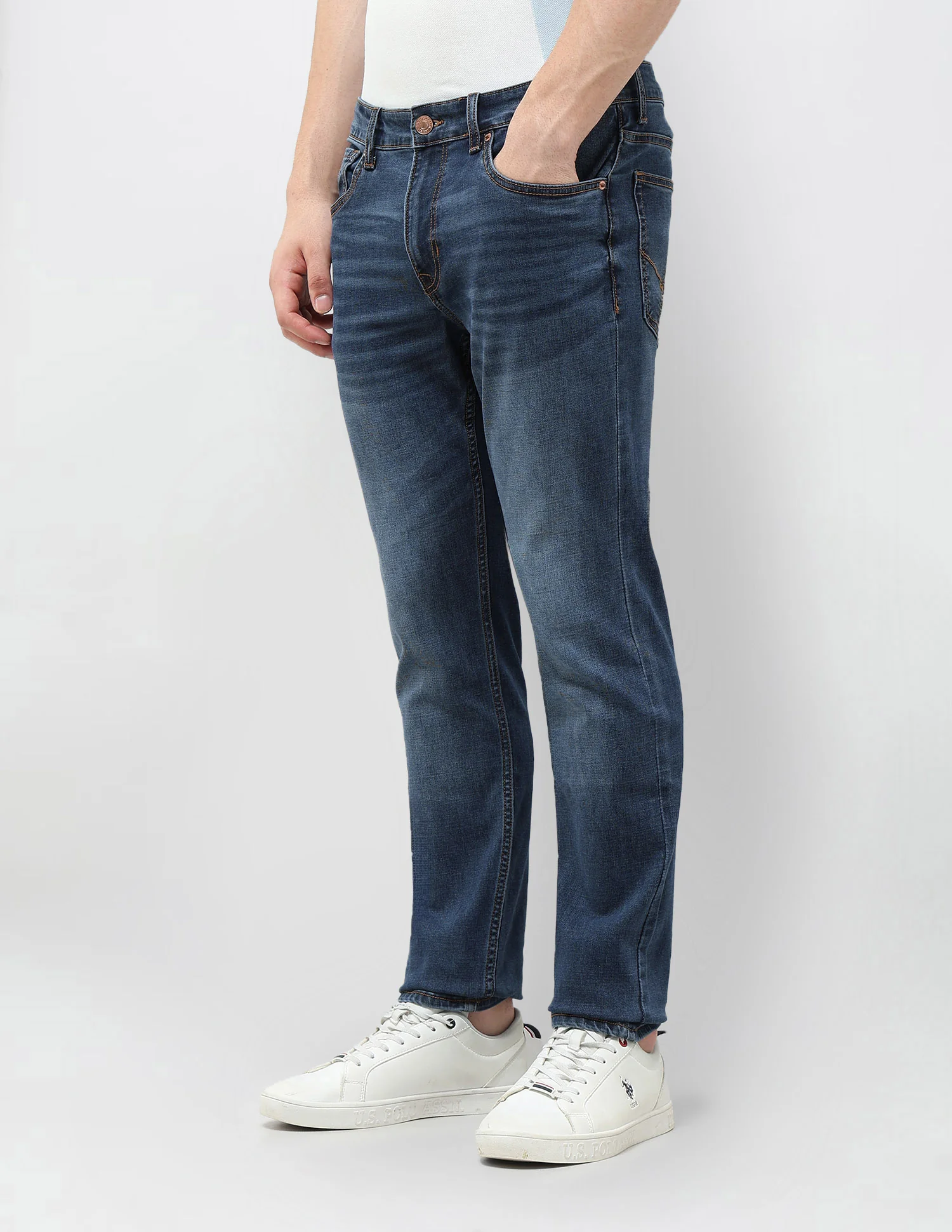 Brandon Slim Tapered Fit Blue Jeans - Image 4