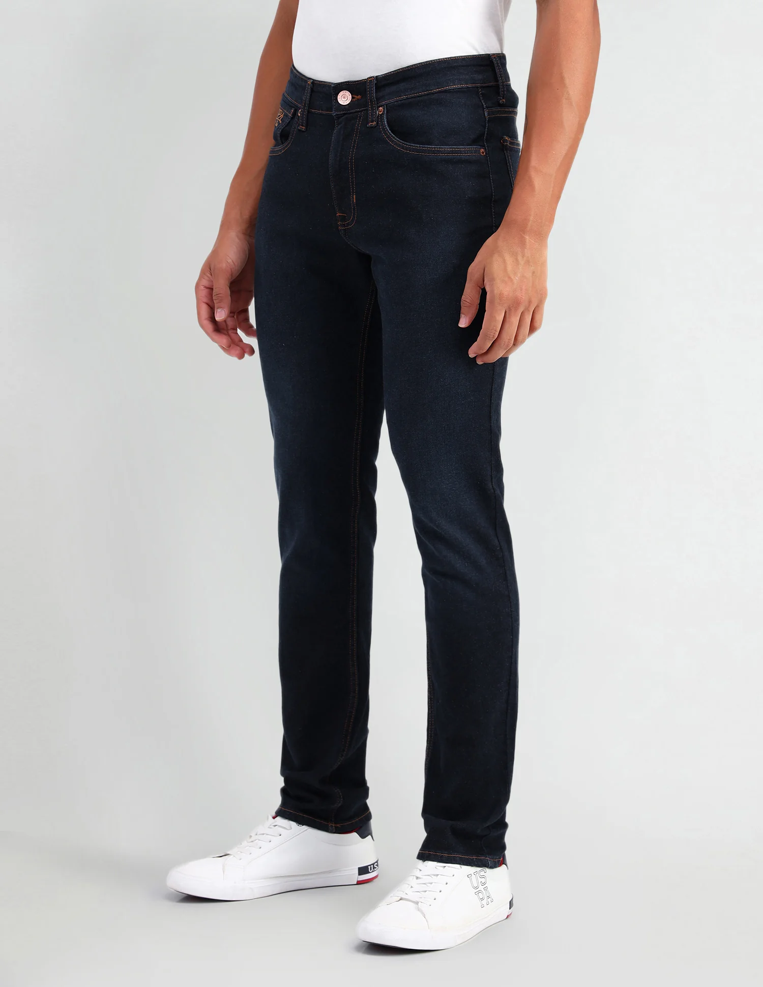 Brandon Slim Tapered Fit Blue Jeans - Image 4