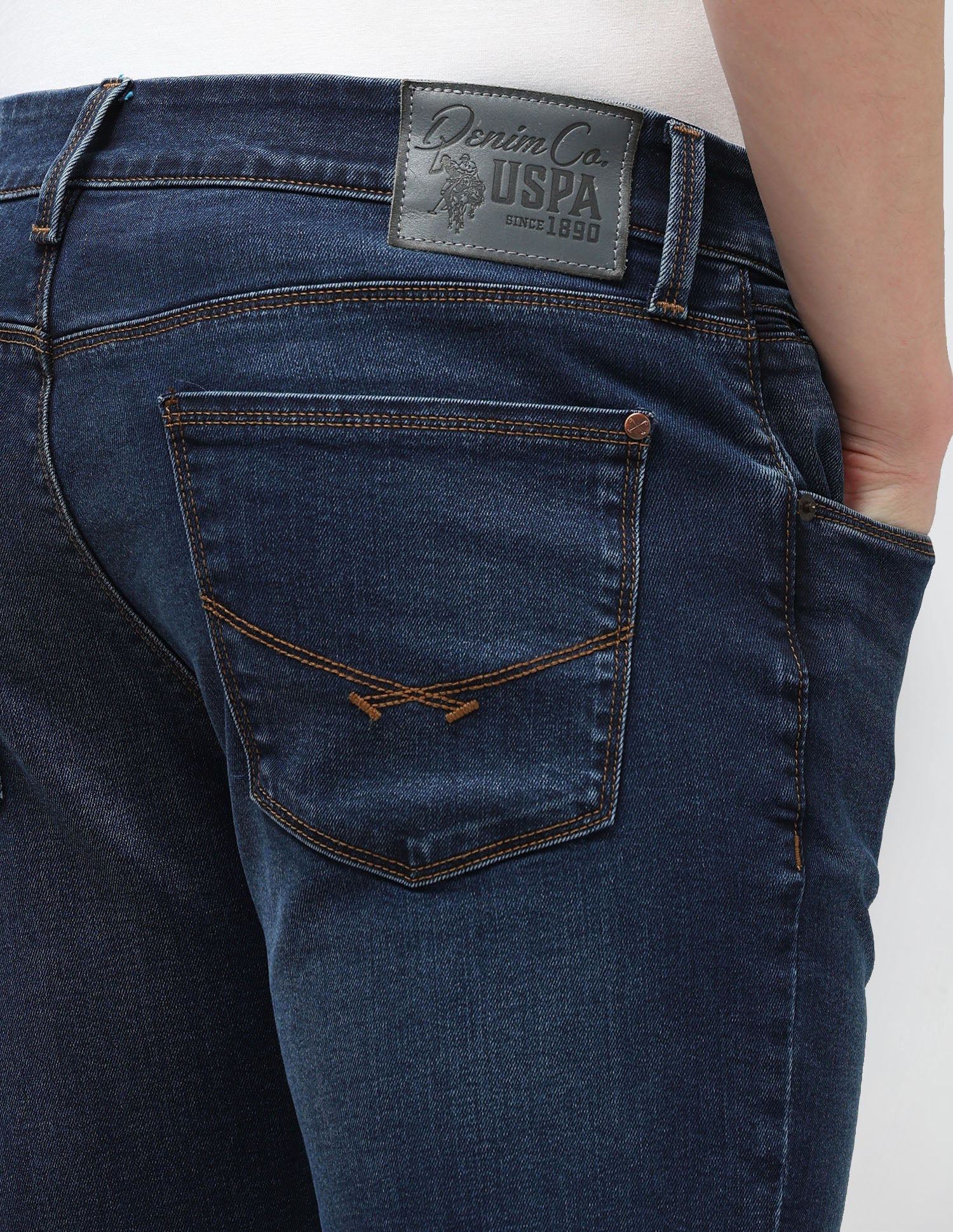 Brandon Slim Tapered Fit Blue Jeans - Image 8