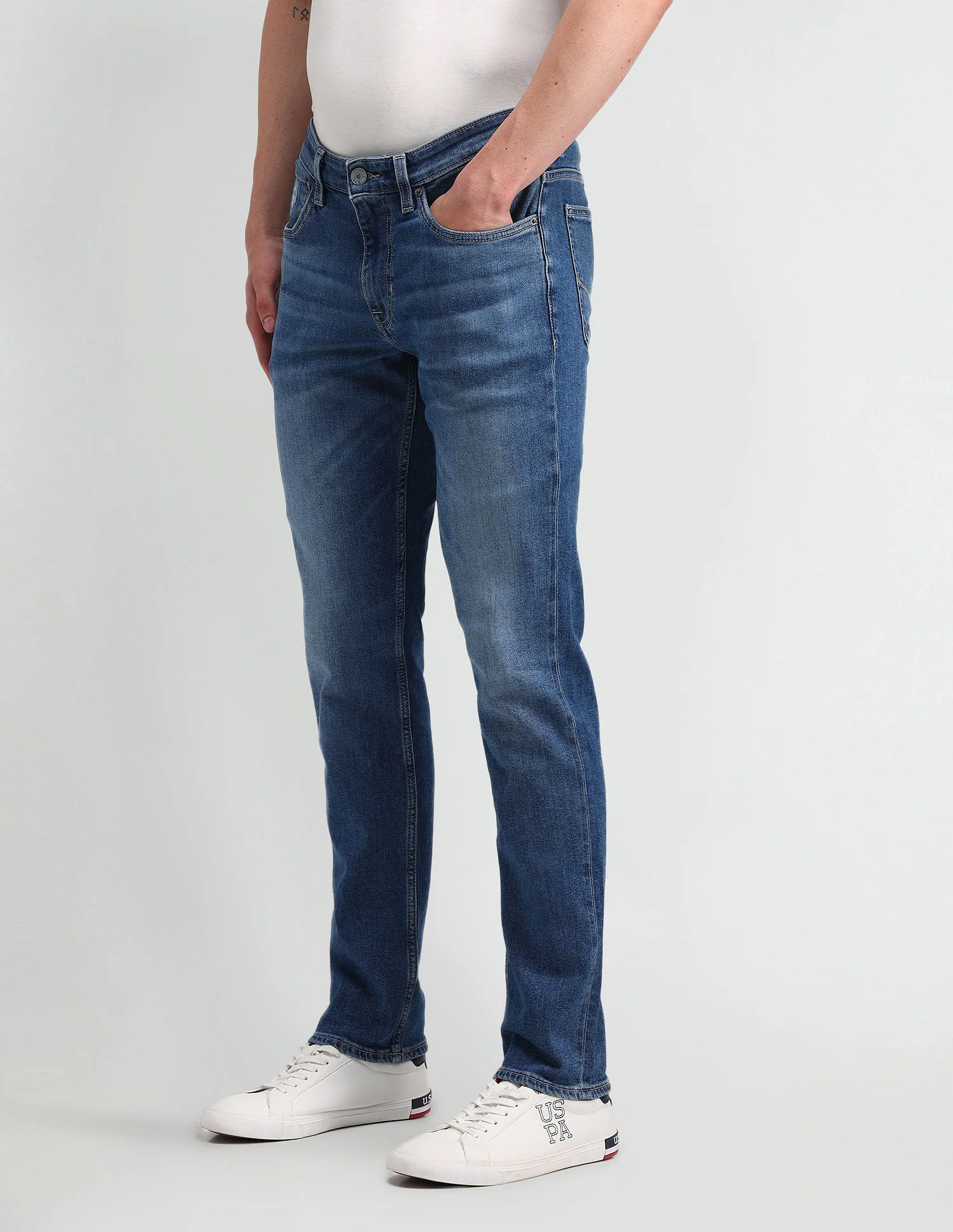 Brandon Slim Tapered Fit Blue Jeans - Image 4