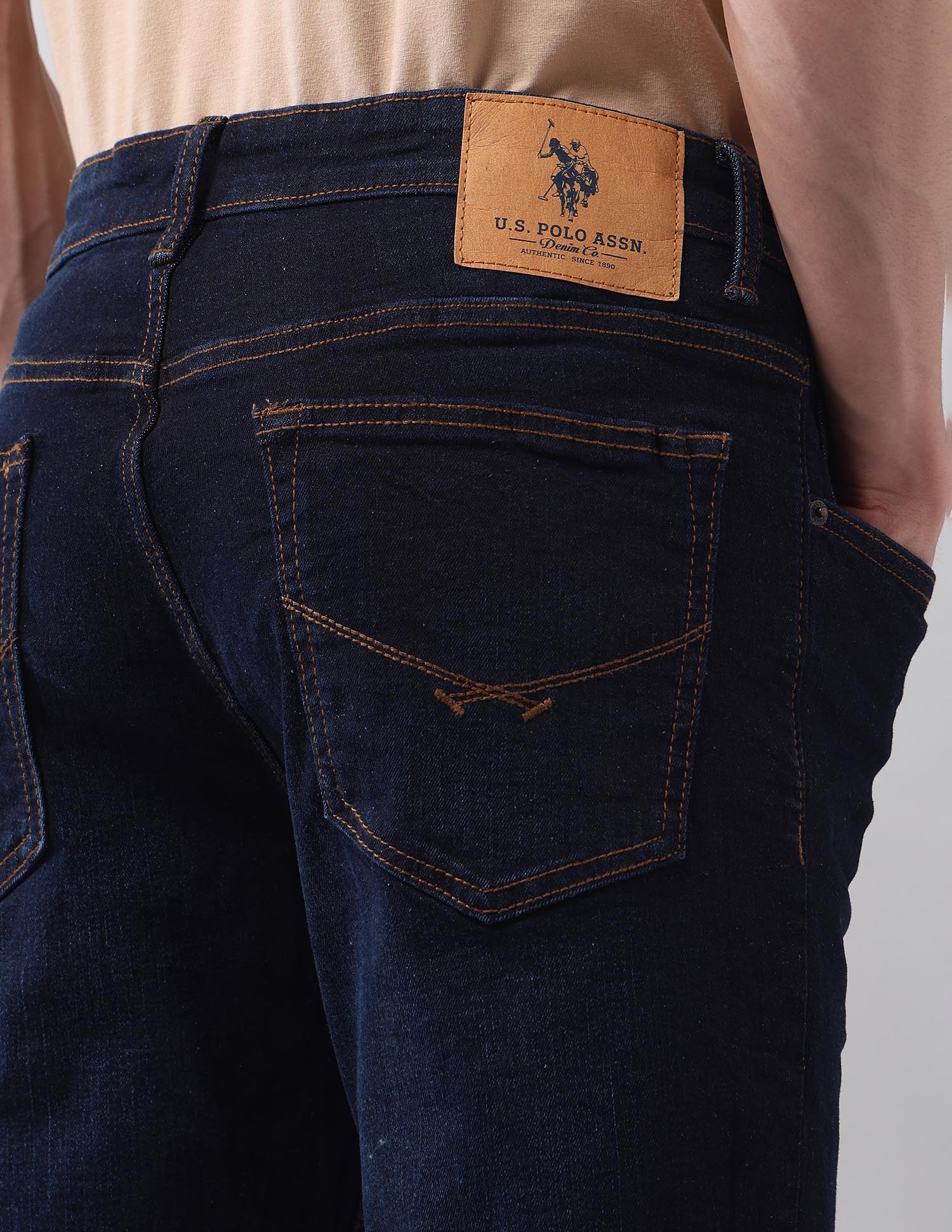 Brandon Slim Tapered Fit Blue Jeans - Image 8