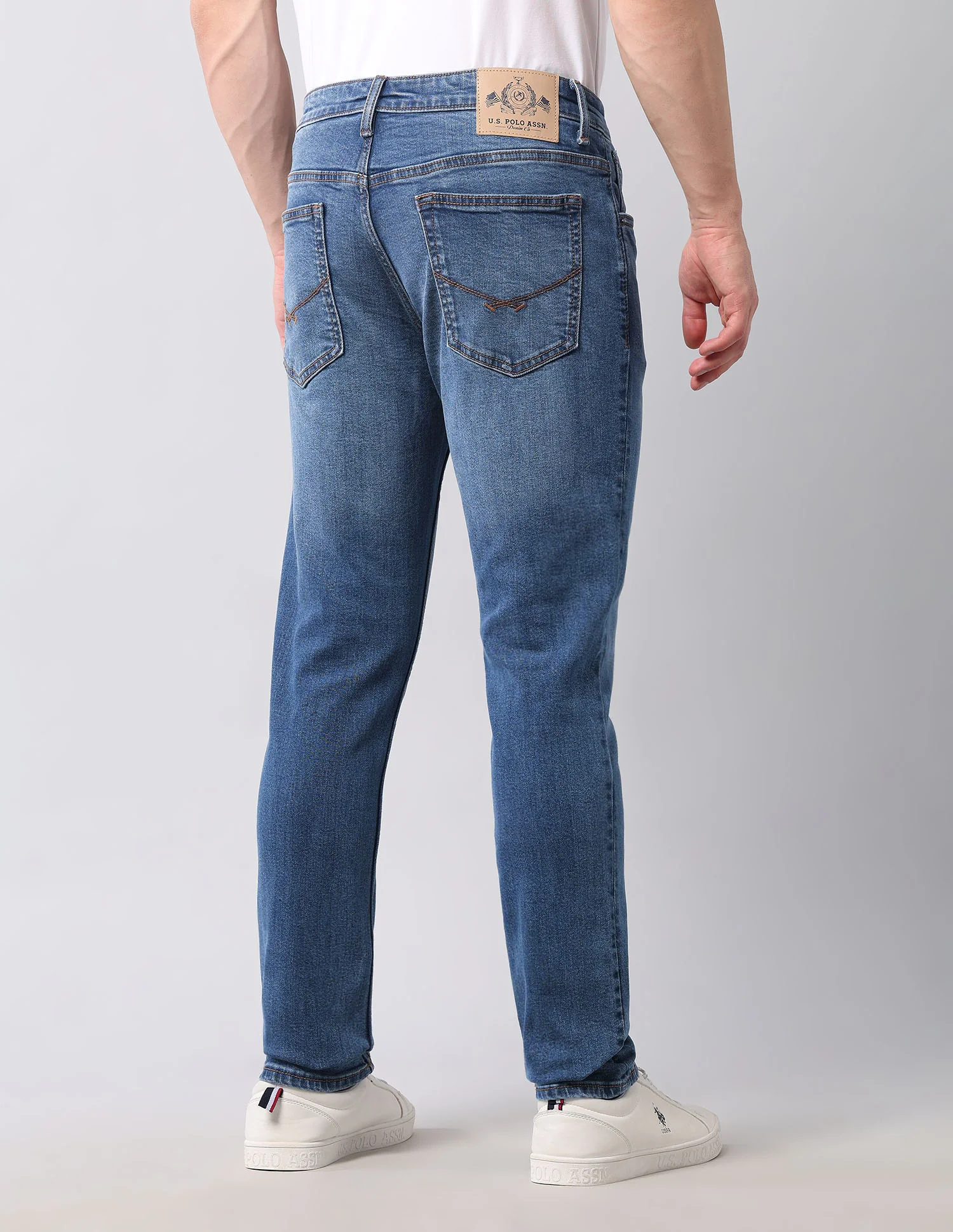 Brandon Slim Tapered Fit Blue Jeans - Image 5