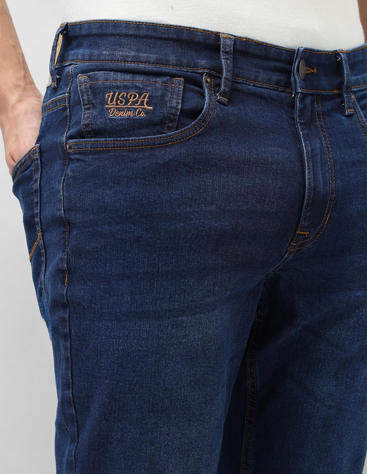 Brandon Slim Tapered Fit Blue Jeans - Image 7