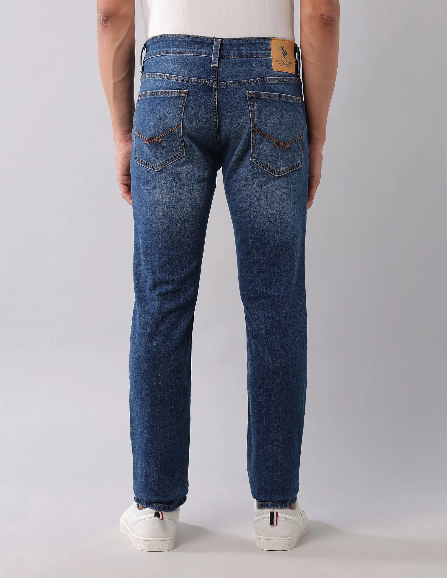 Brandon Slim Tapered Fit Blue Jeans - Image 5