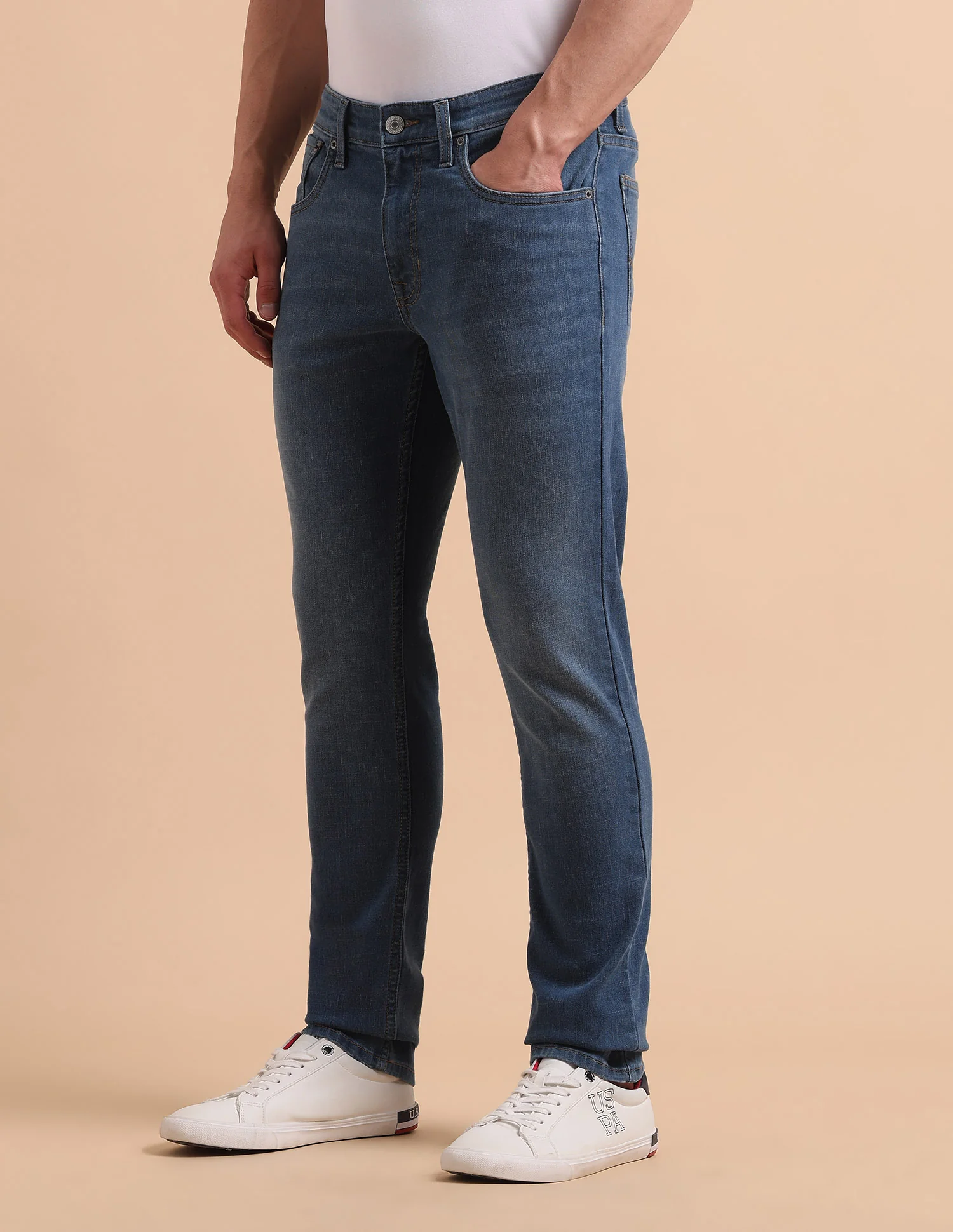 Brandon Slim Tapered Fit Blue Jeans - Image 4
