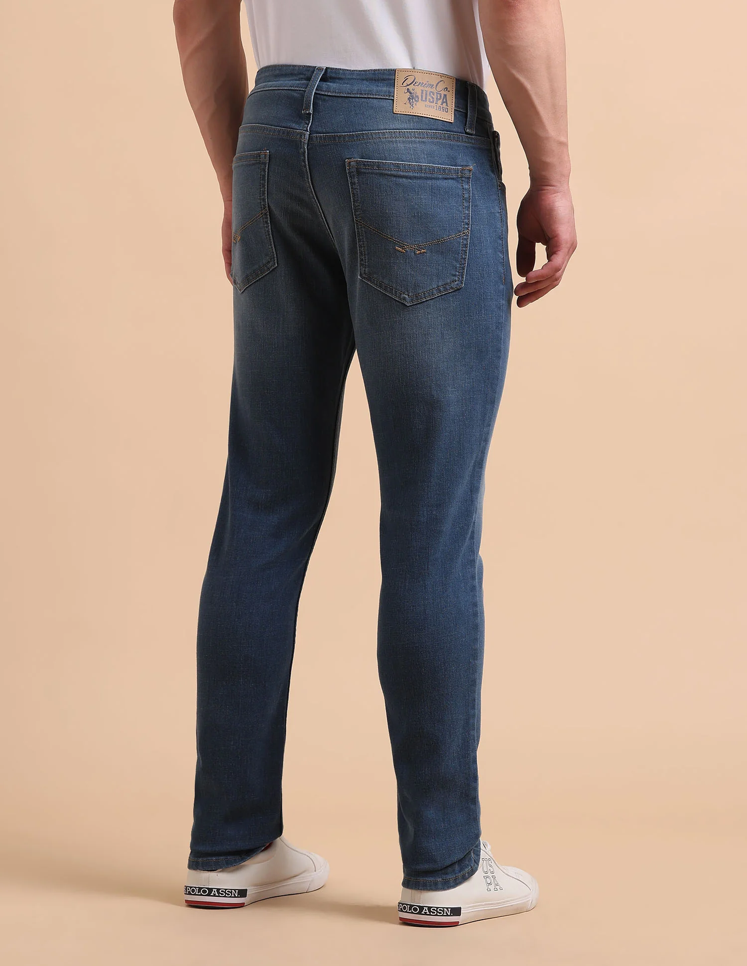 Brandon Slim Tapered Fit Blue Jeans - Image 5
