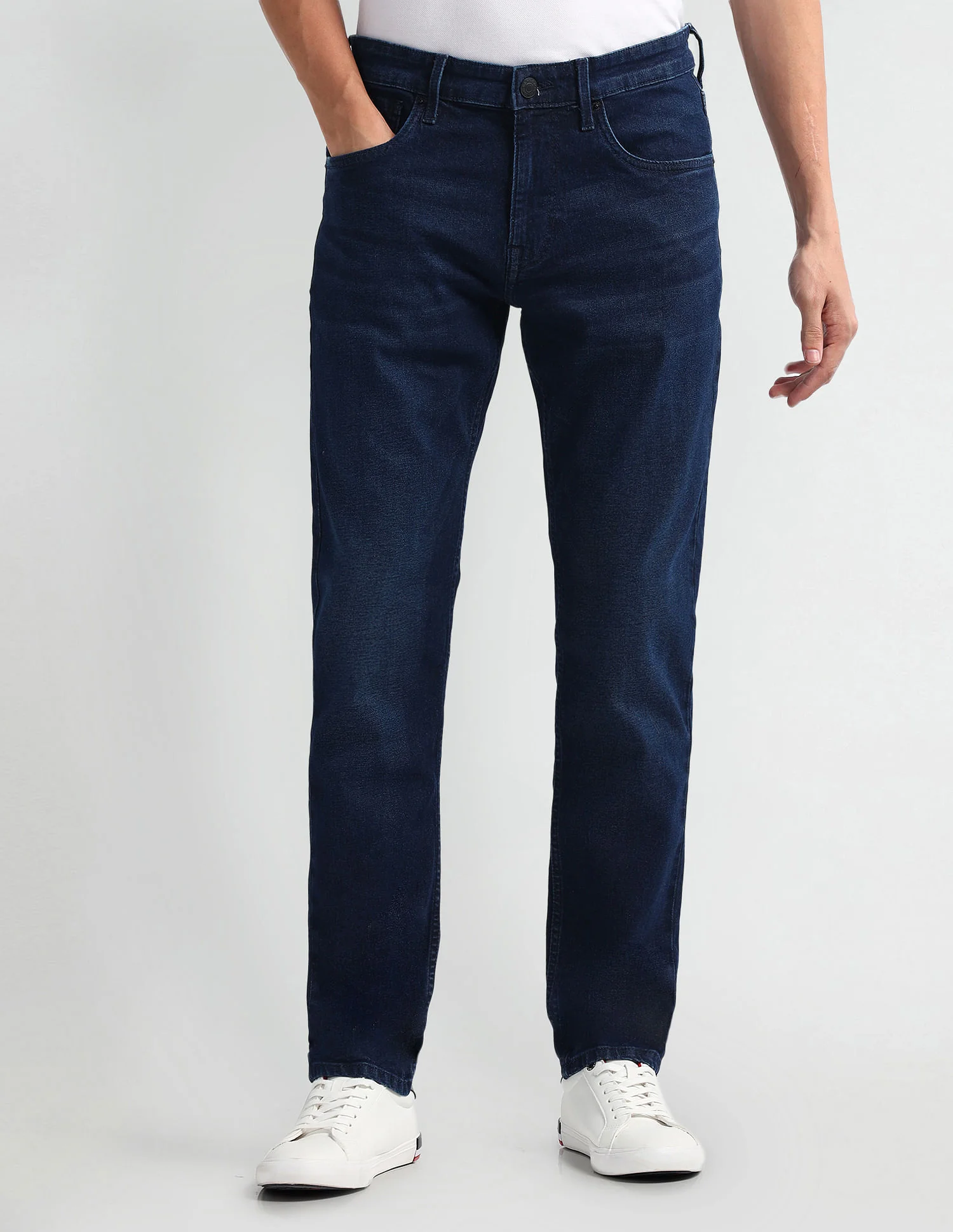 Brandon Slim Tapered Fit Blue Jeans